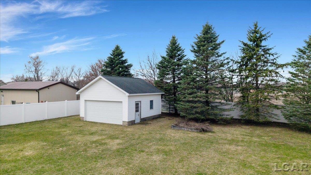3346 N Saxony Drive, Tecumseh, MI 49286 — Photo 29