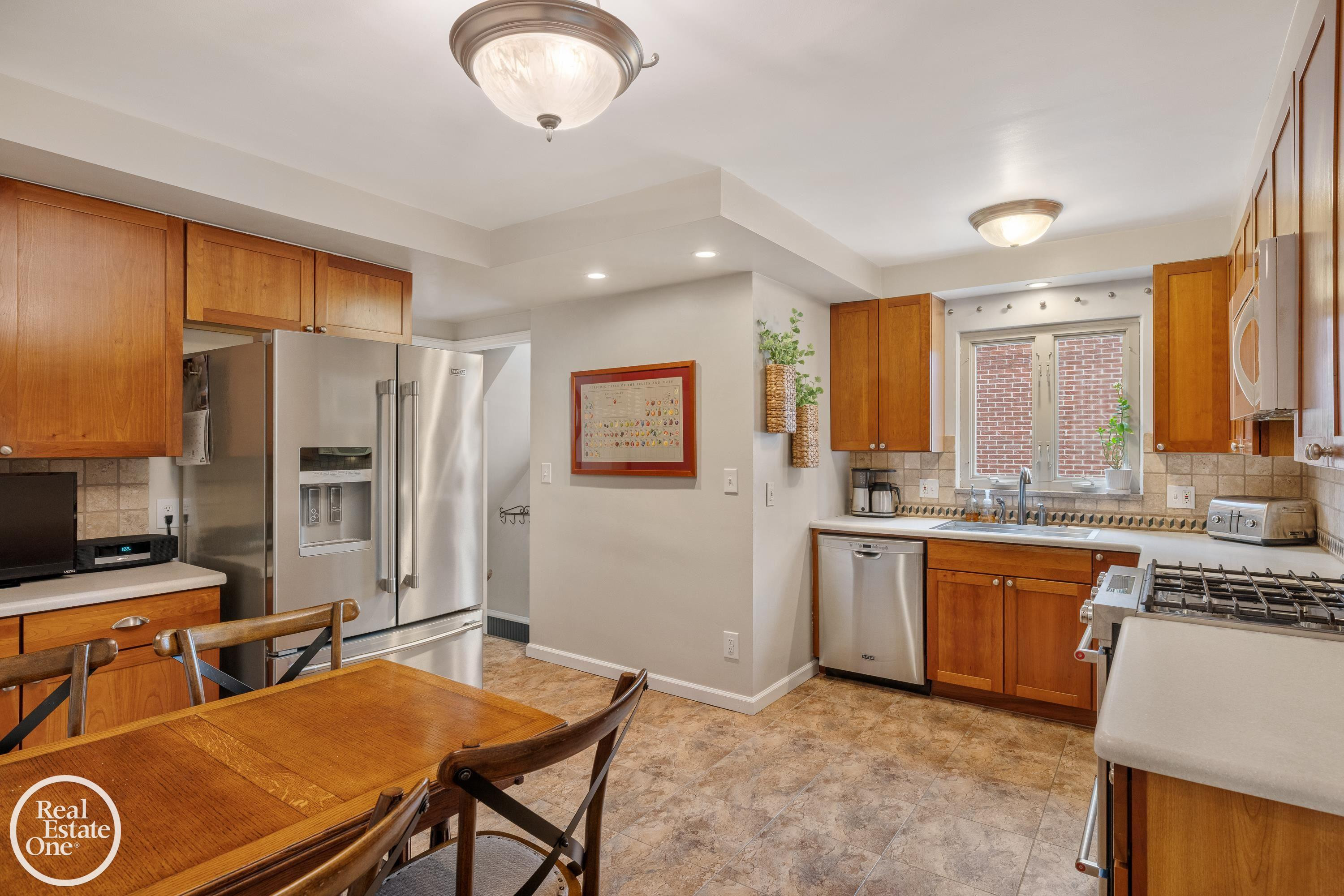 1623 Severn Road, Grosse Pointe, MI 48236 — Photo 17