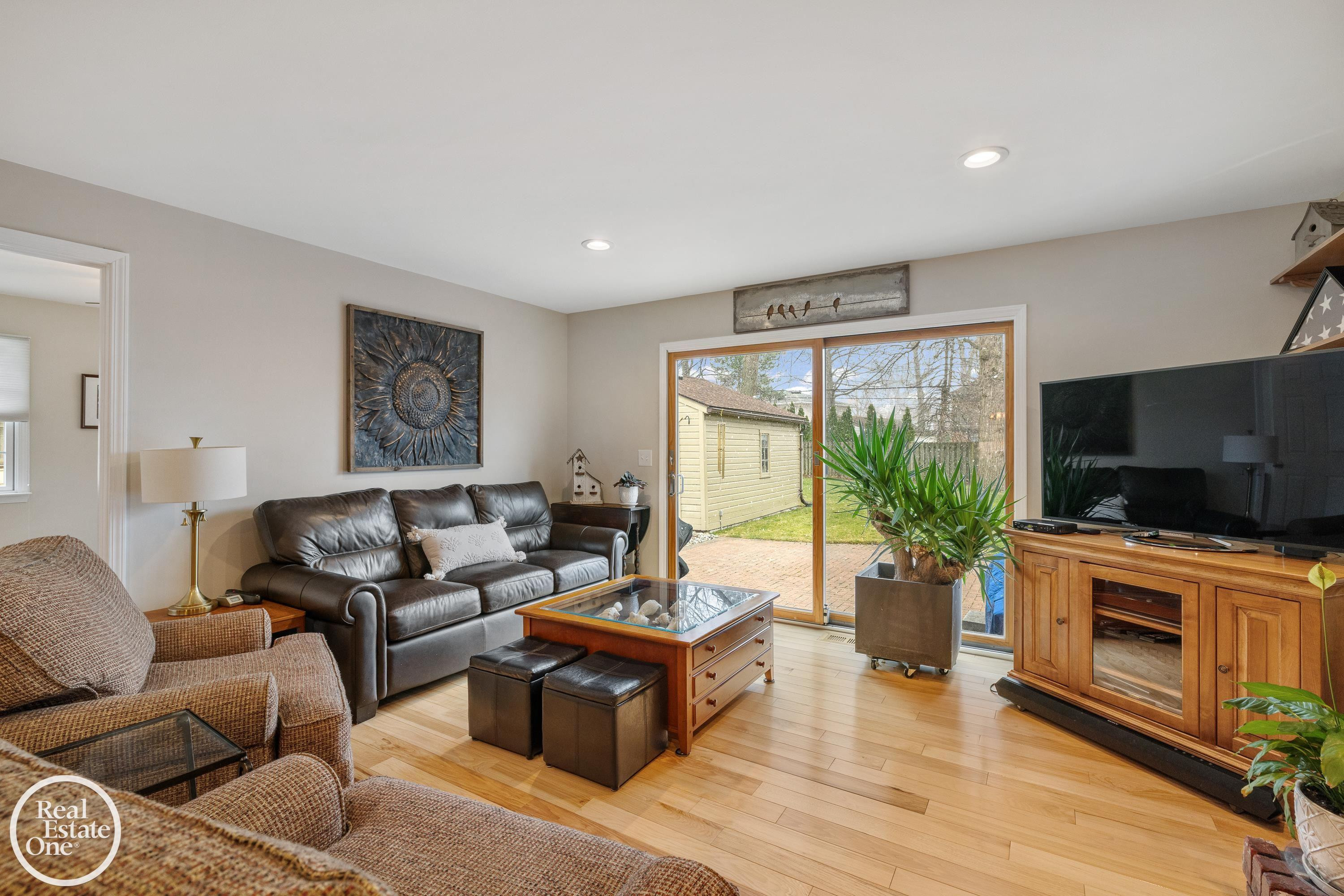1623 Severn Road, Grosse Pointe, MI 48236 — Photo 24