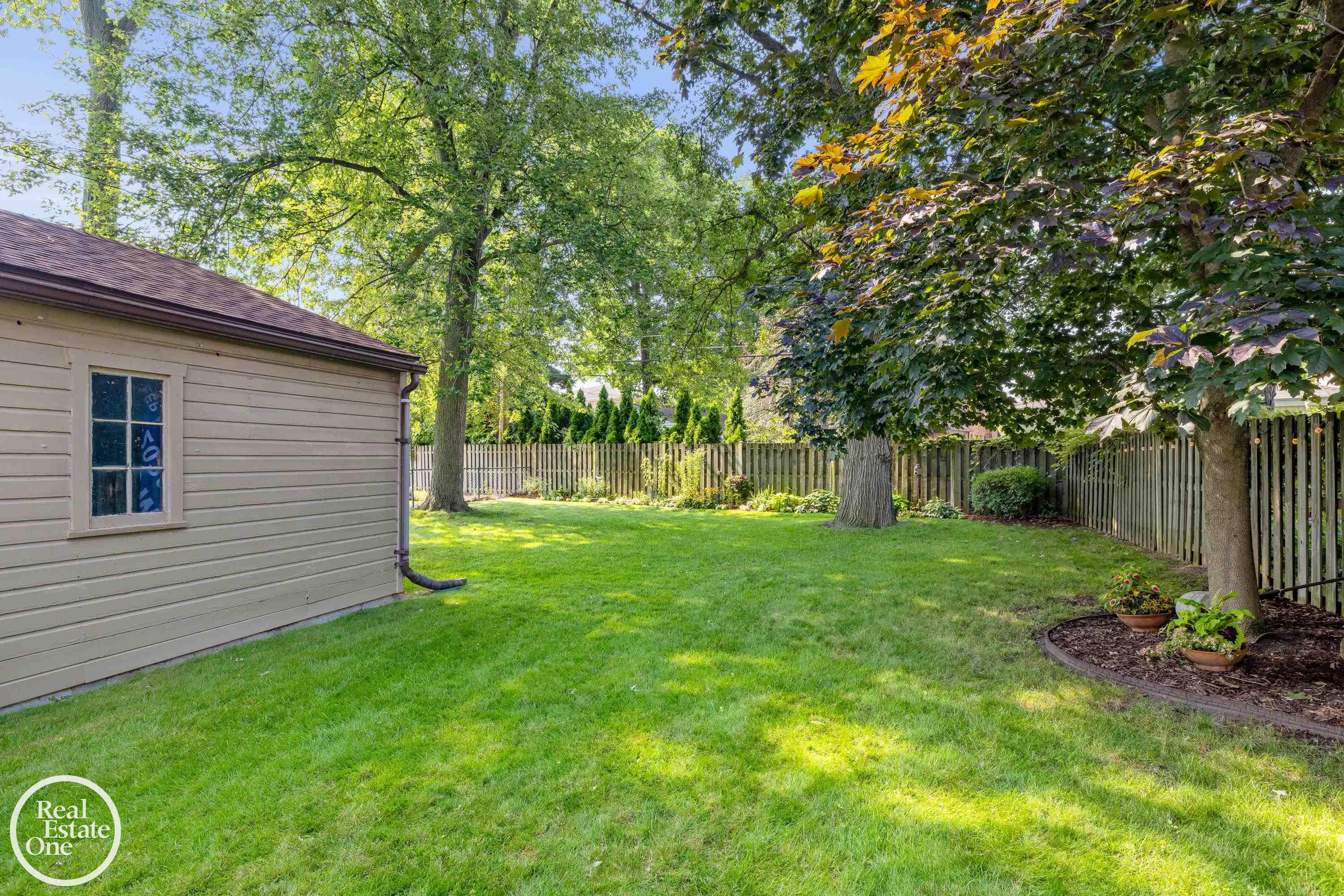 1623 Severn Road, Grosse Pointe, MI 48236 — Photo 69