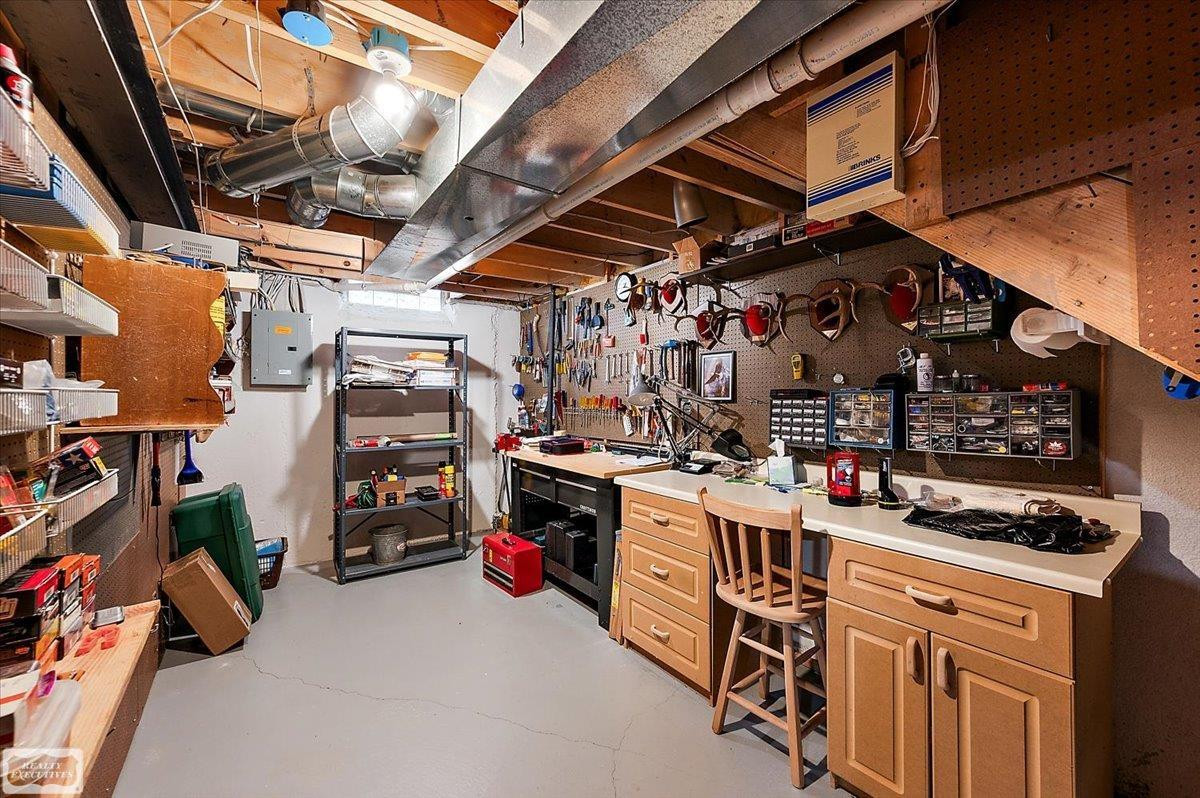 17331 Lorraine Drive, Macomb, MI 48044 — Photo 44