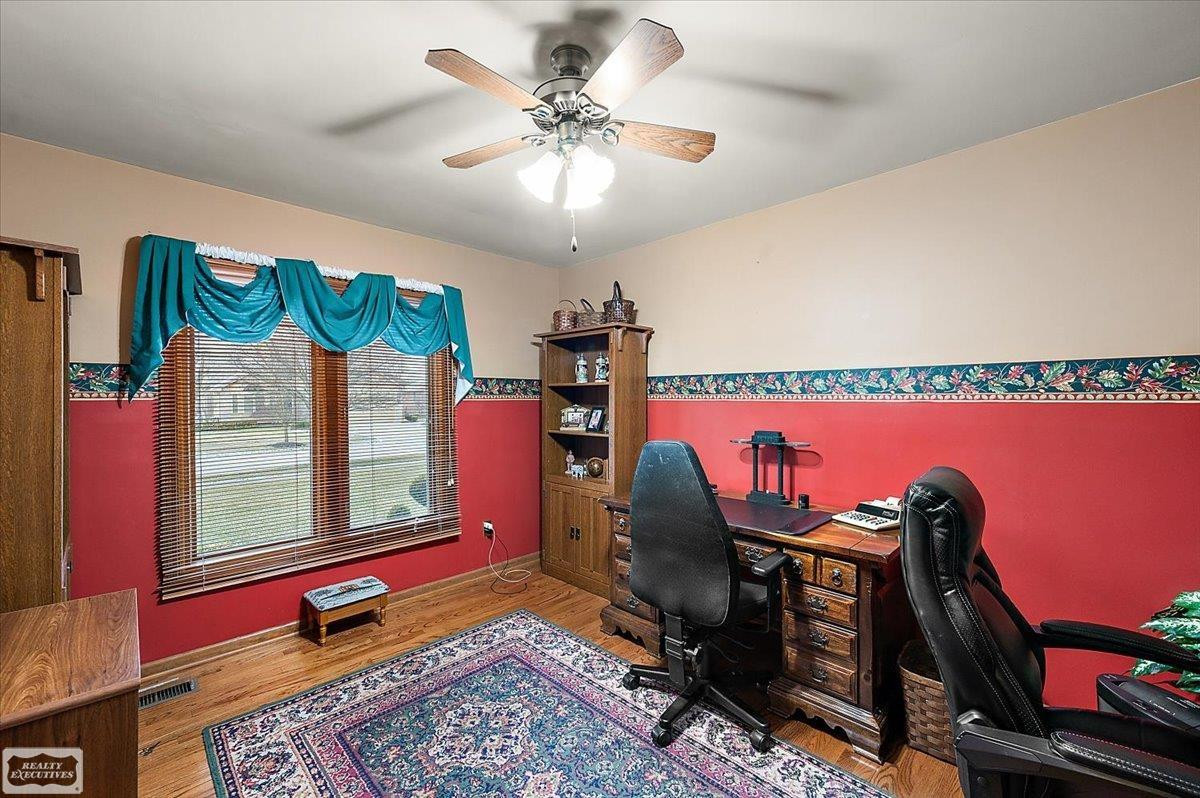 17331 Lorraine Drive, Macomb, MI 48044 — Photo 13