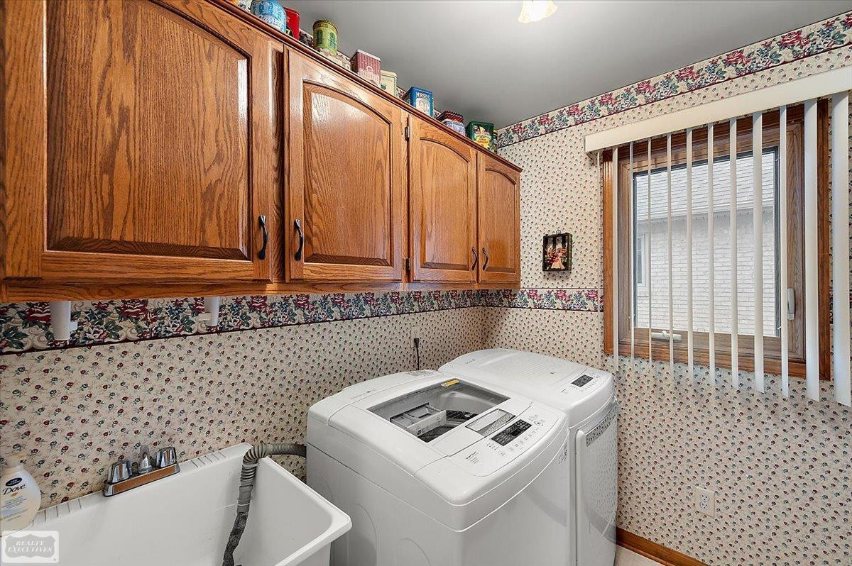 17331 Lorraine Drive, Macomb, MI 48044 — Photo 28