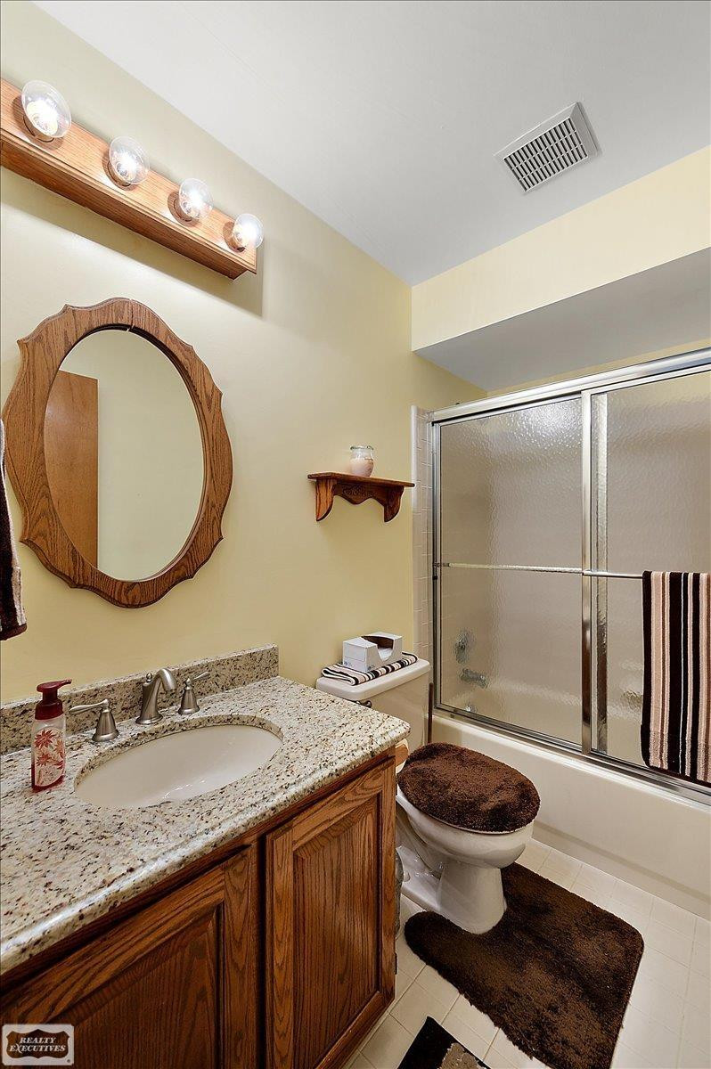 17331 Lorraine Drive, Macomb, MI 48044 — Photo 29