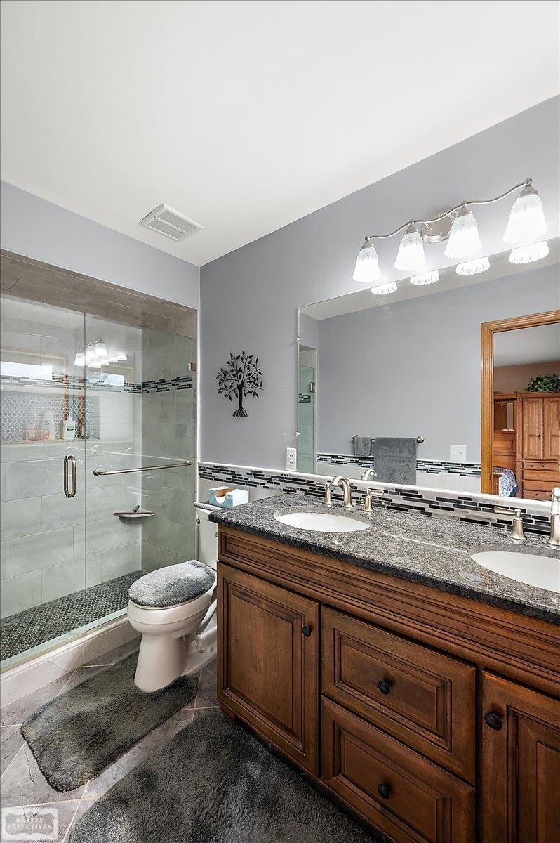 17331 Lorraine Drive, Macomb, MI 48044 — Photo 34