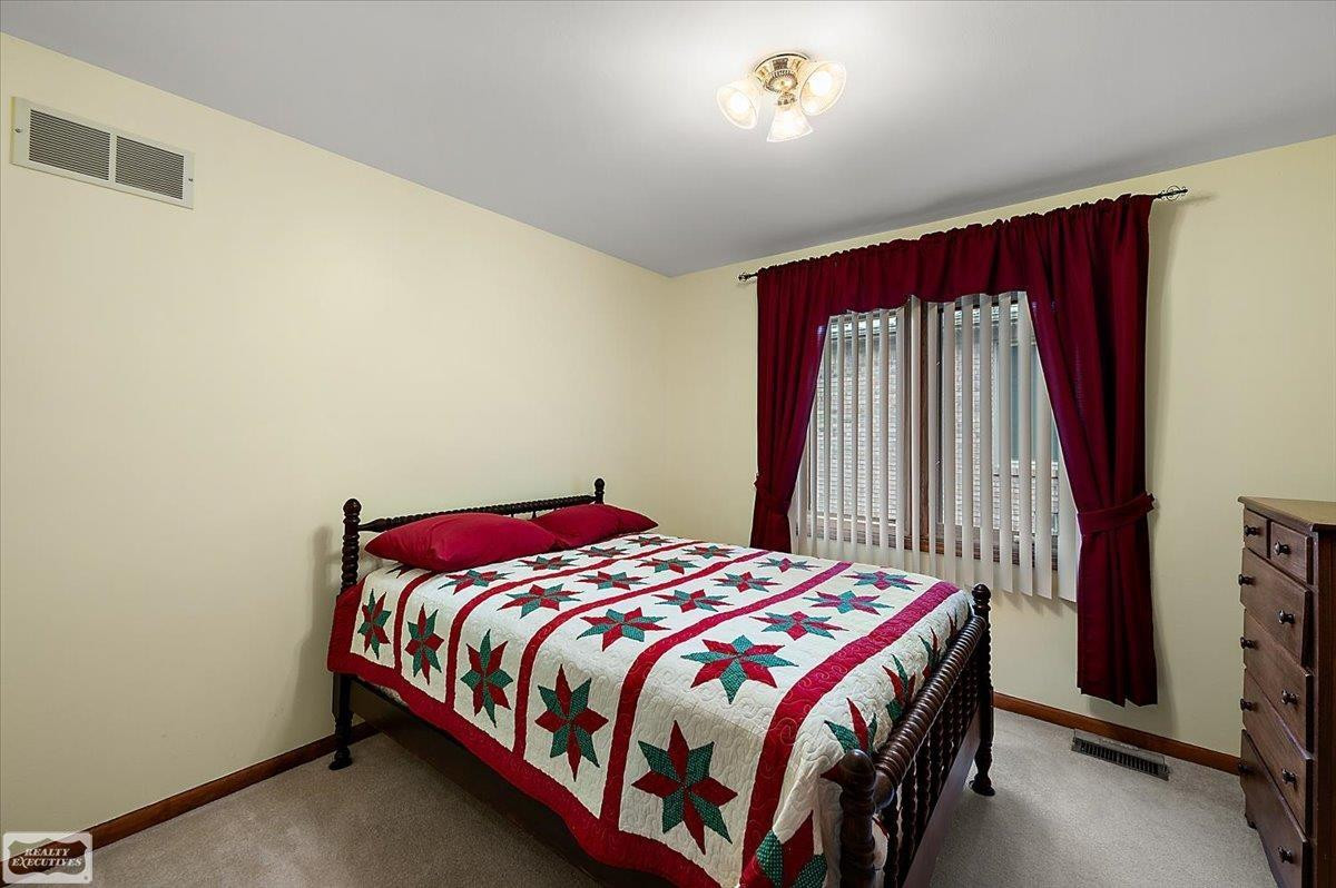 17331 Lorraine Drive, Macomb, MI 48044 — Photo 37