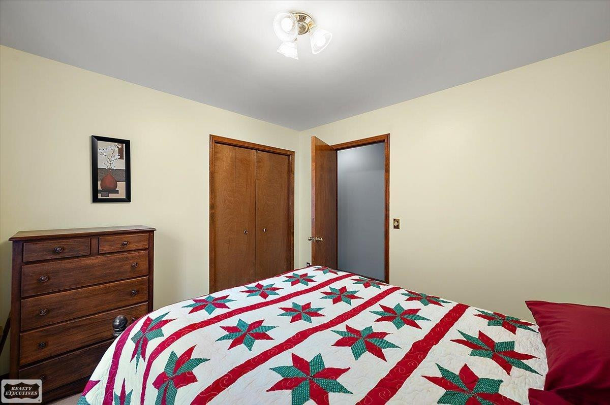 17331 Lorraine Drive, Macomb, MI 48044 — Photo 38