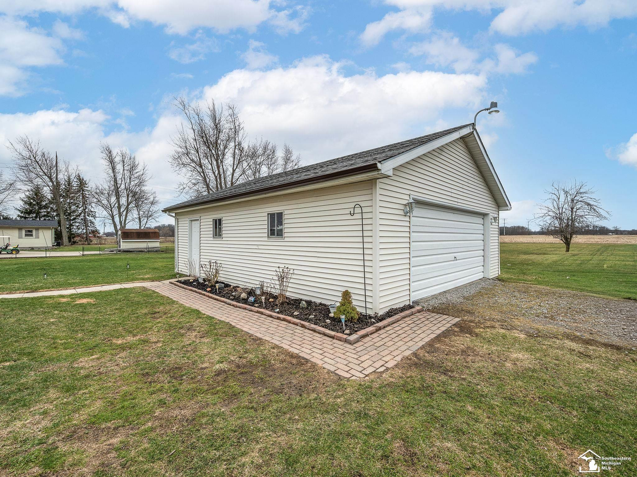 4180 Lewis Avenue, Ida, MI 48140 — Photo 36