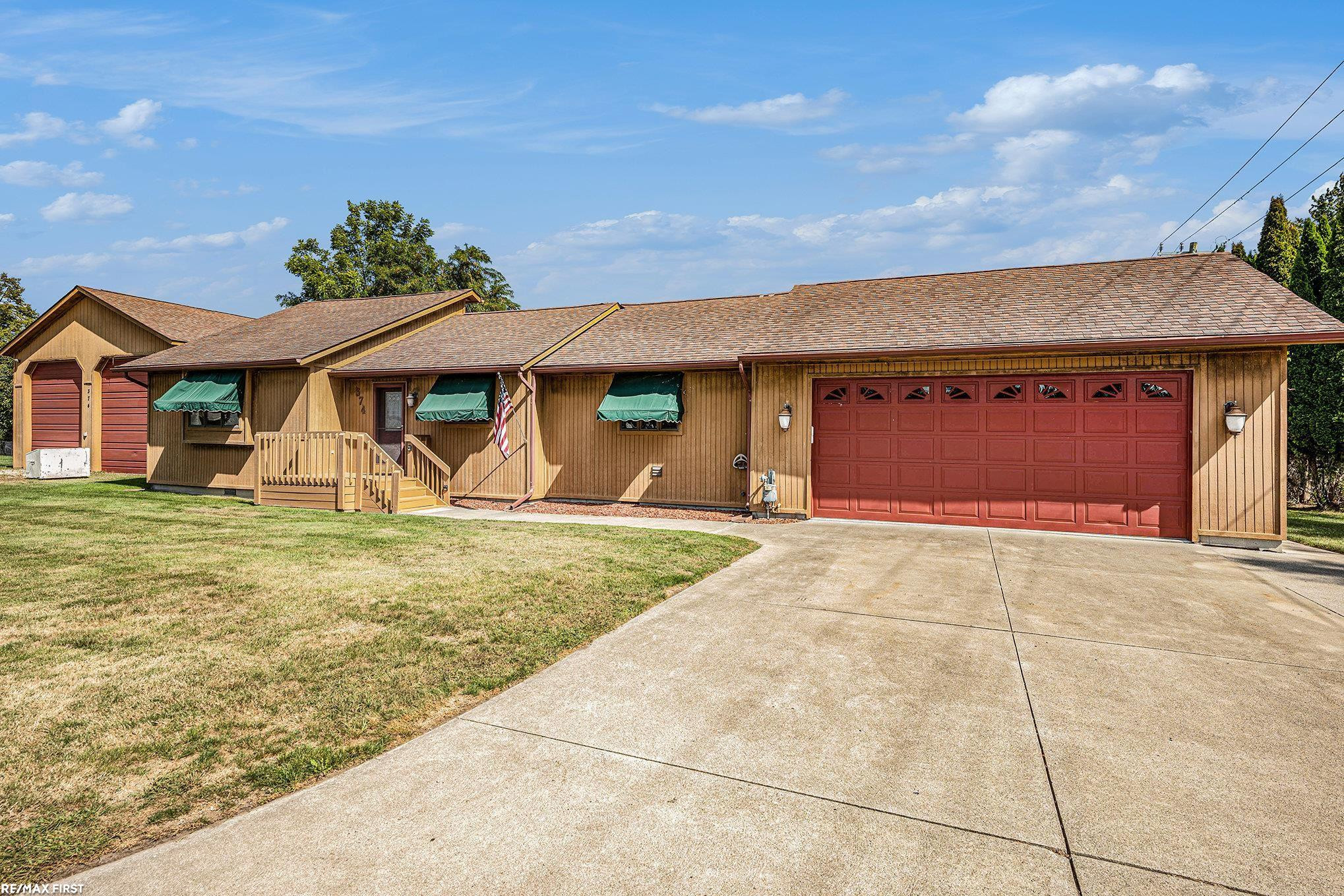 374 Monroe Boulevard, MI 48028 — Photo 8
