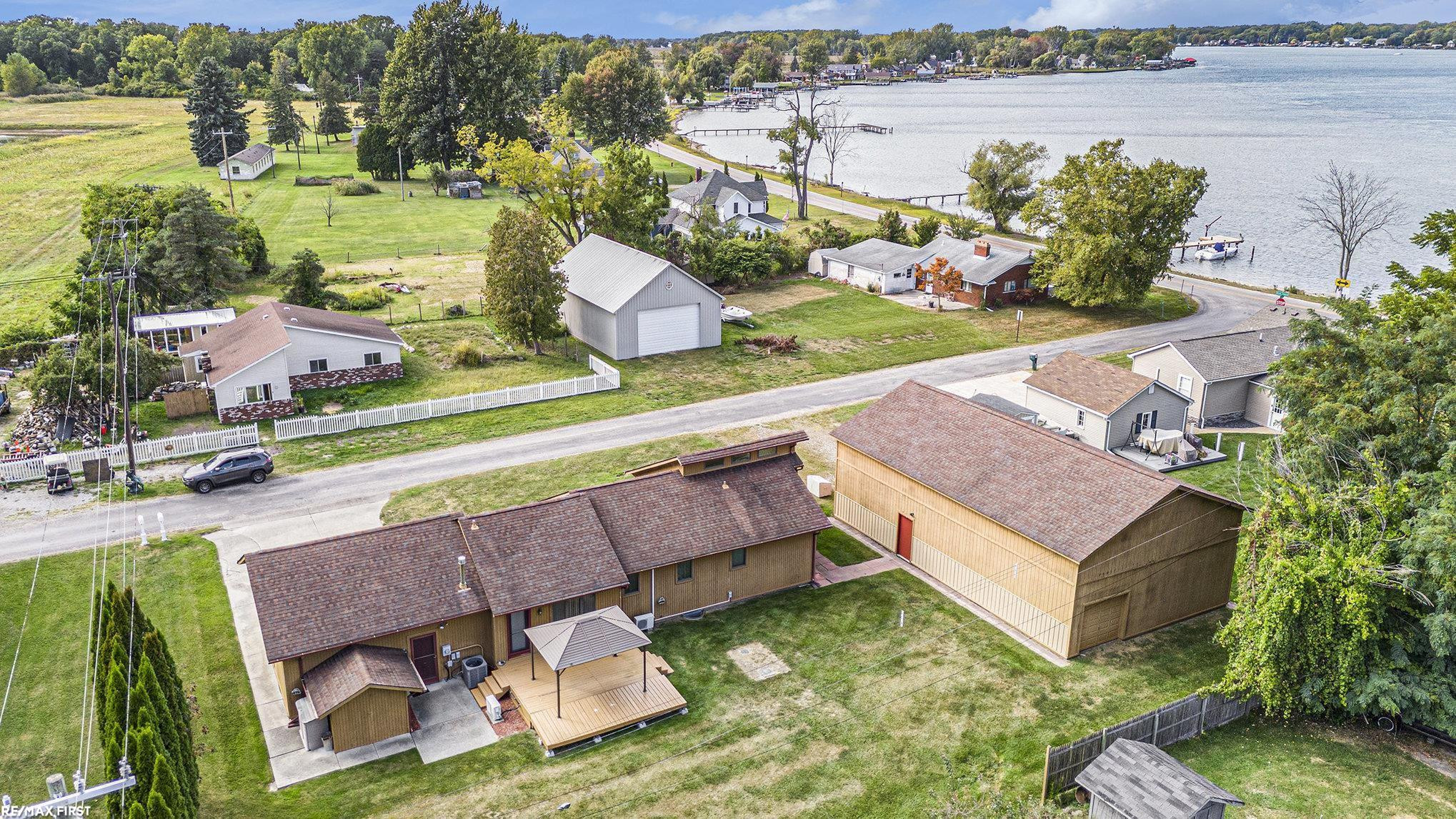 374 Monroe Boulevard, MI 48028 — Photo 31