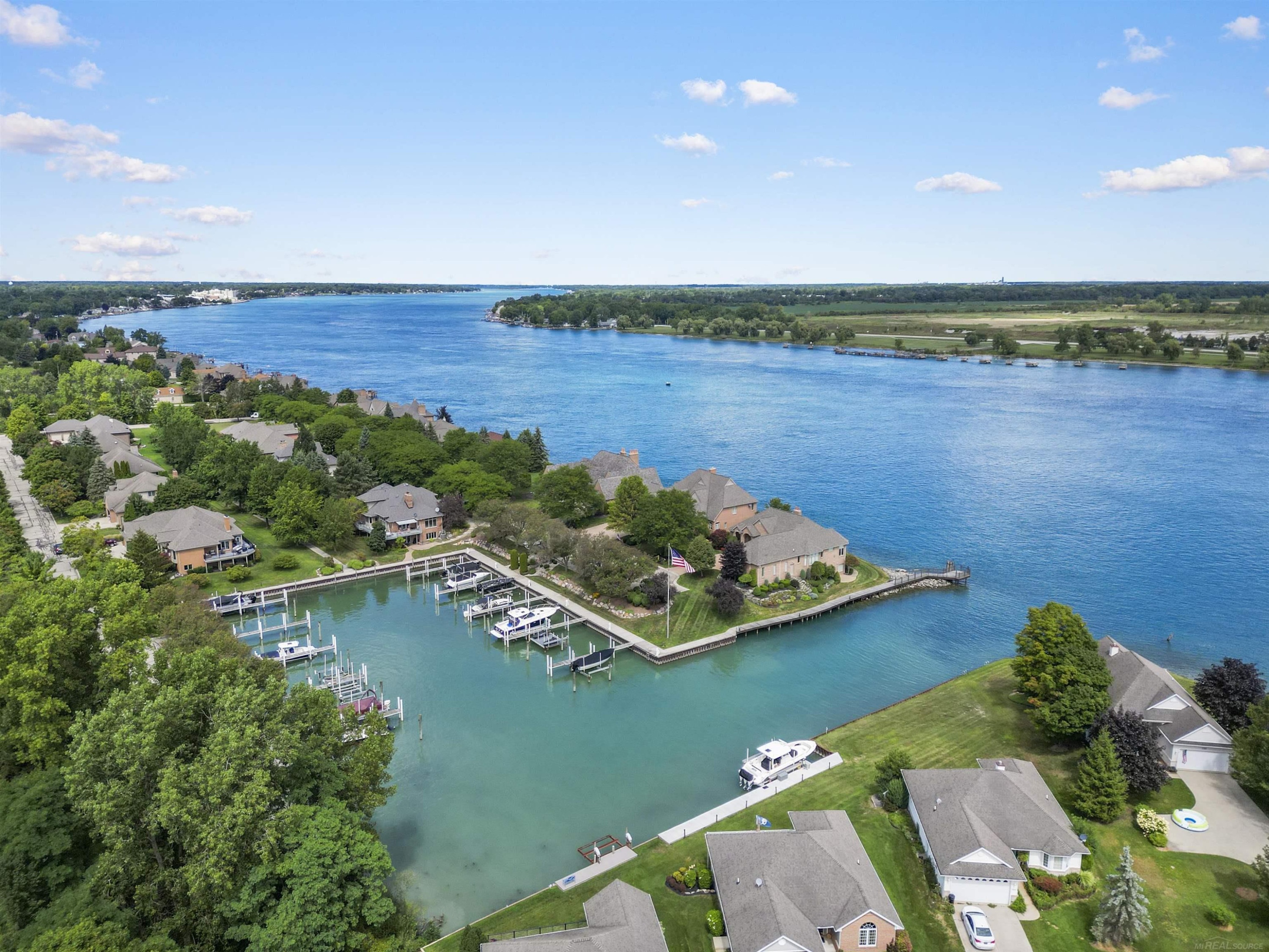 3708 Riverview Terrace N Road, MI — Photo 93