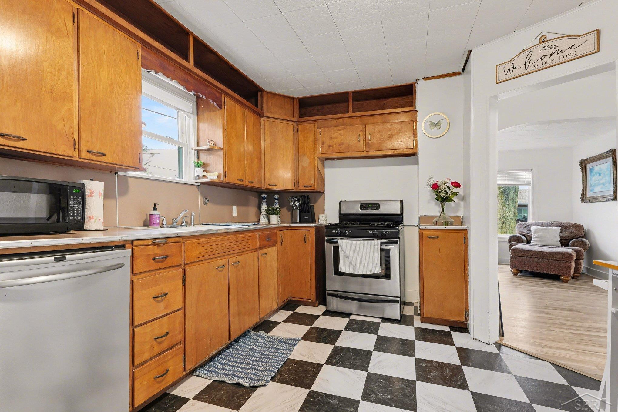 6264 McKinley Street, Bridgeport, MI 48722 — Photo 4