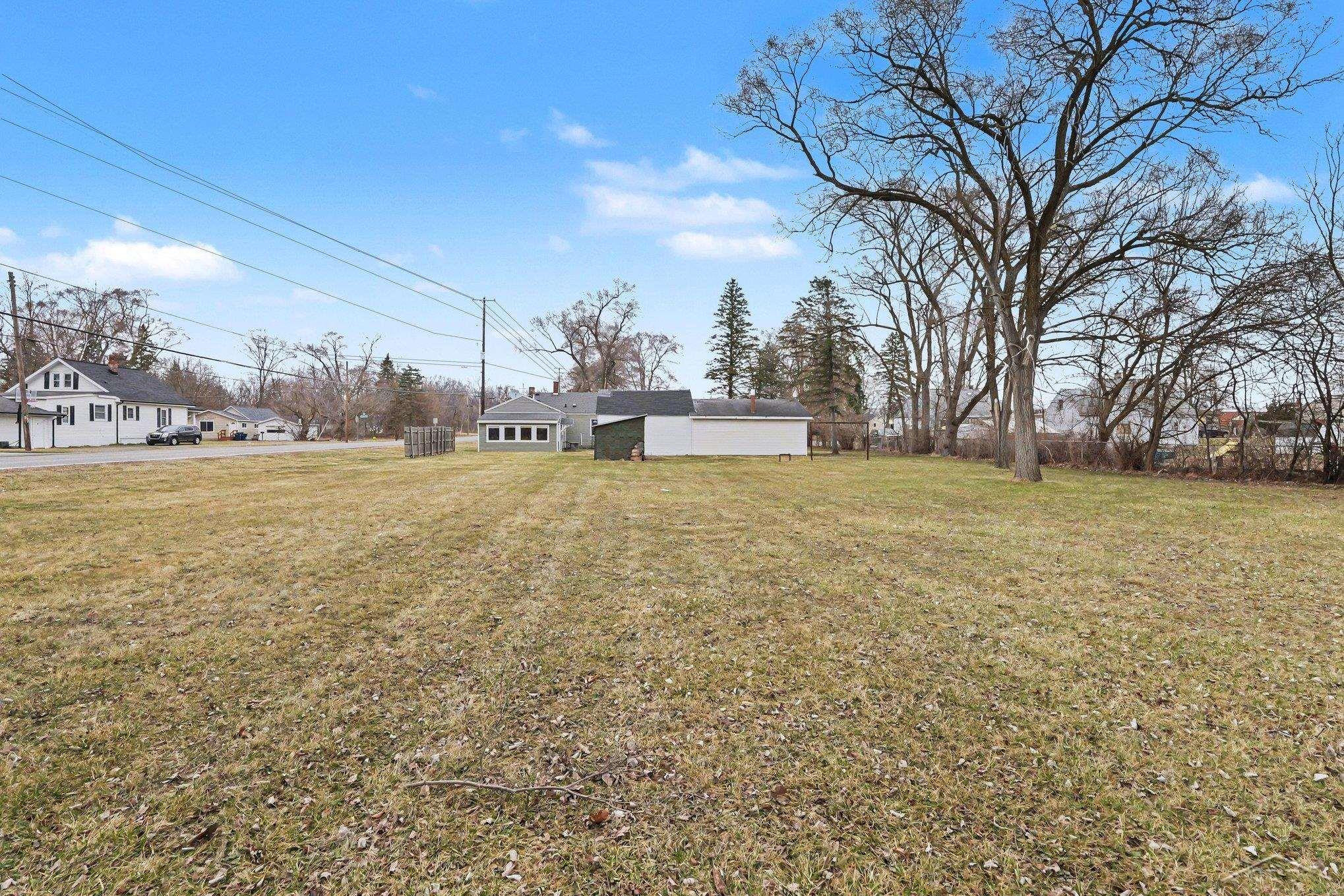 6264 McKinley Street, Bridgeport, MI 48722 — Photo 16