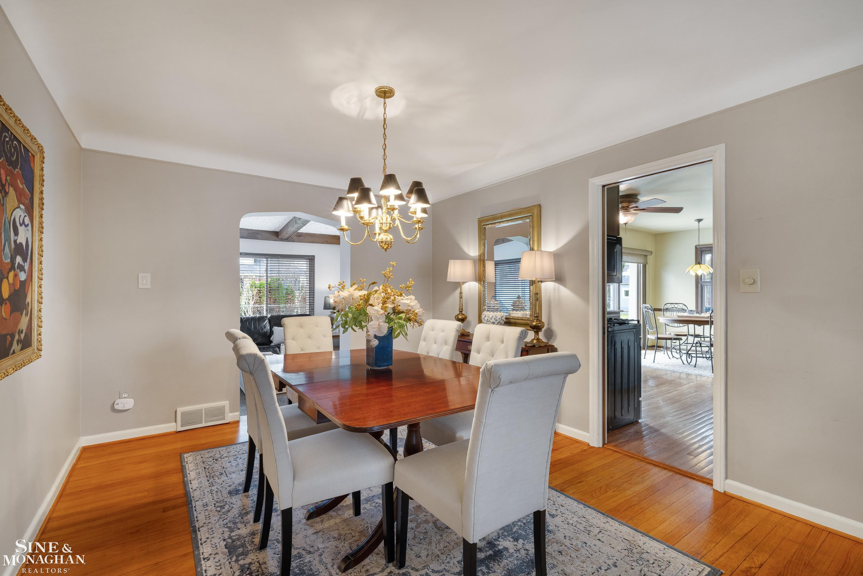 597 Hollywood Avenue, Grosse Pointe Woods, MI 48236 — Photo 8