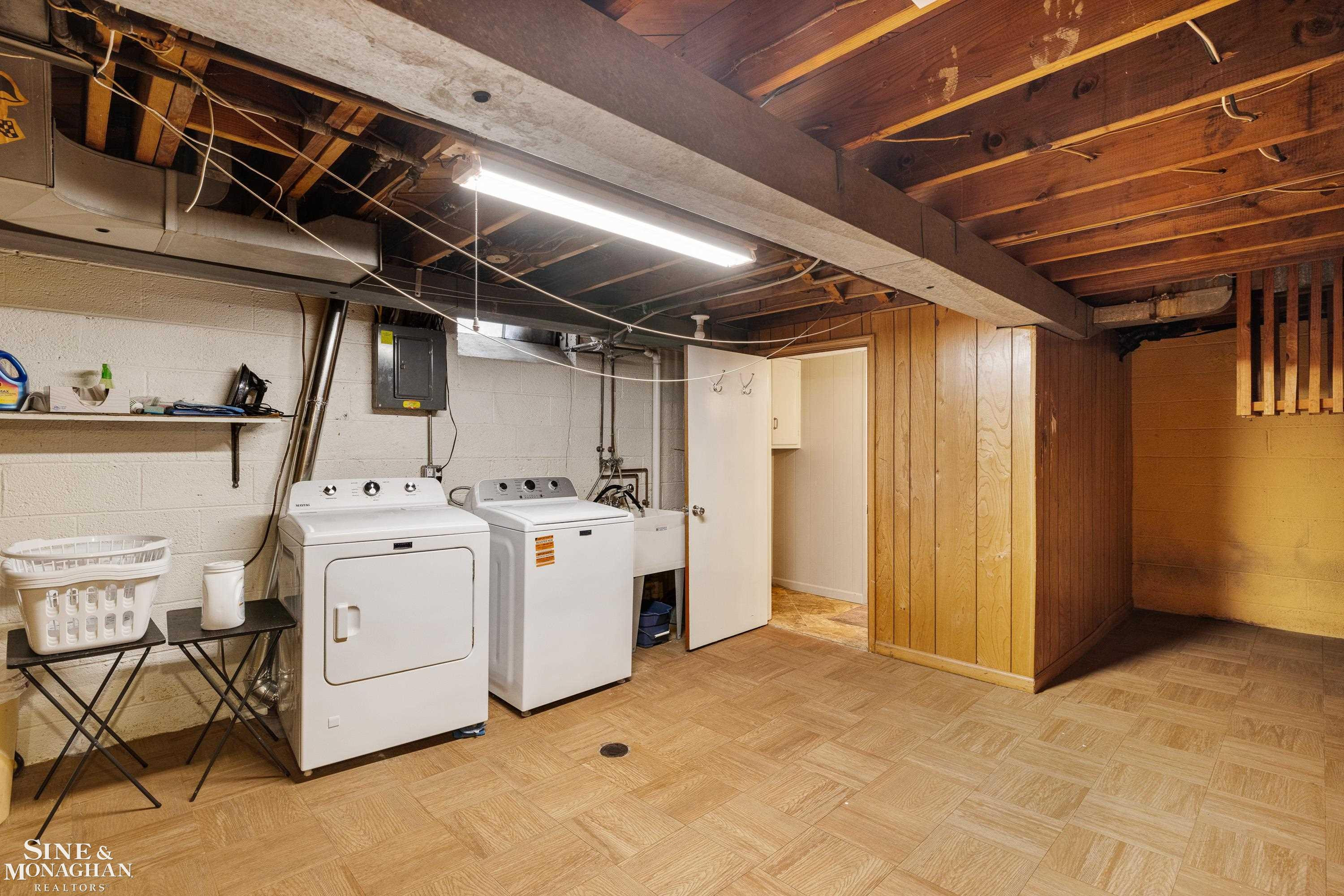 597 Hollywood Avenue, Grosse Pointe Woods, MI 48236 — Photo 33