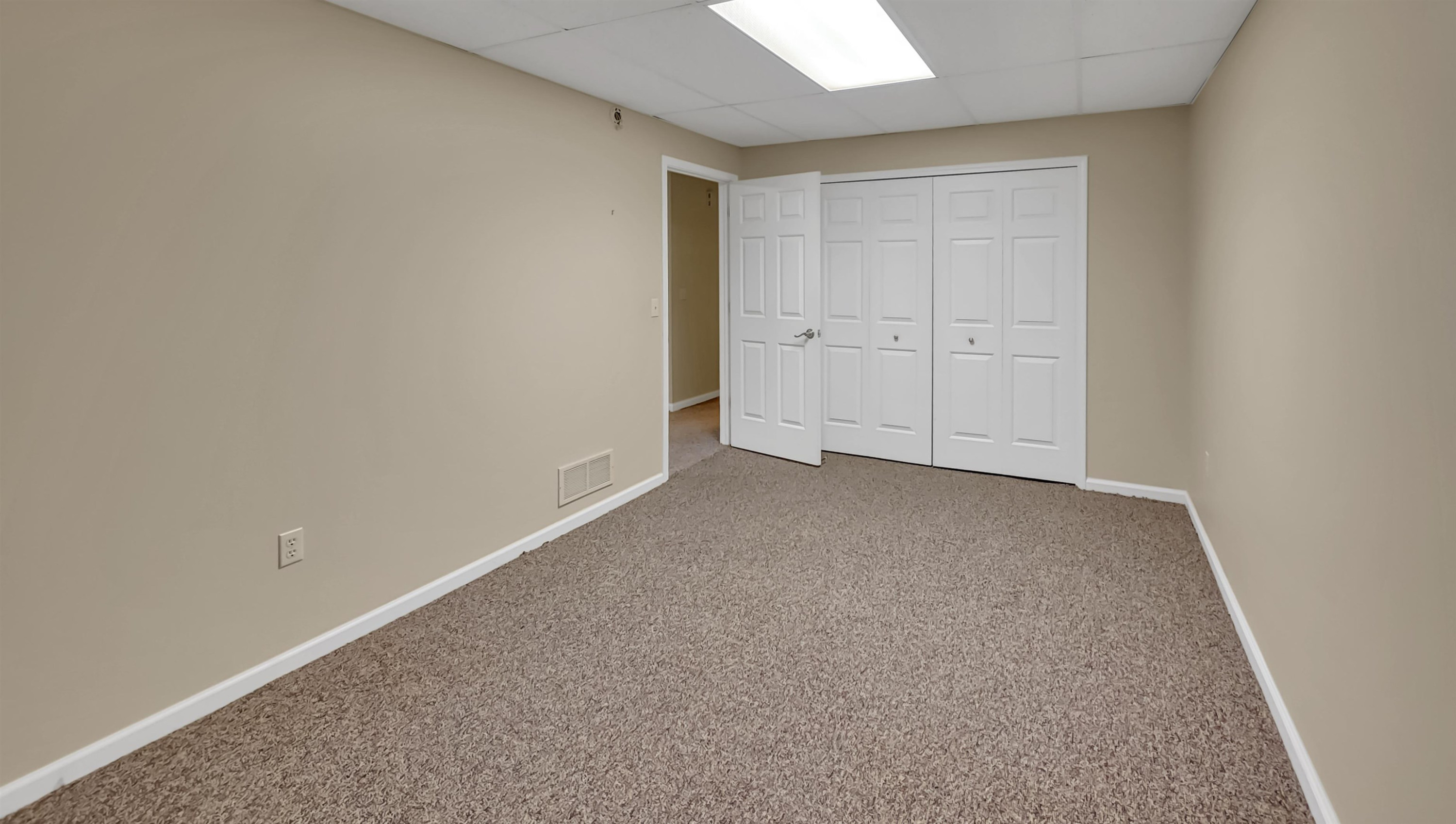6292 Prince Court, Flushing, MI 48433 — Photo 24