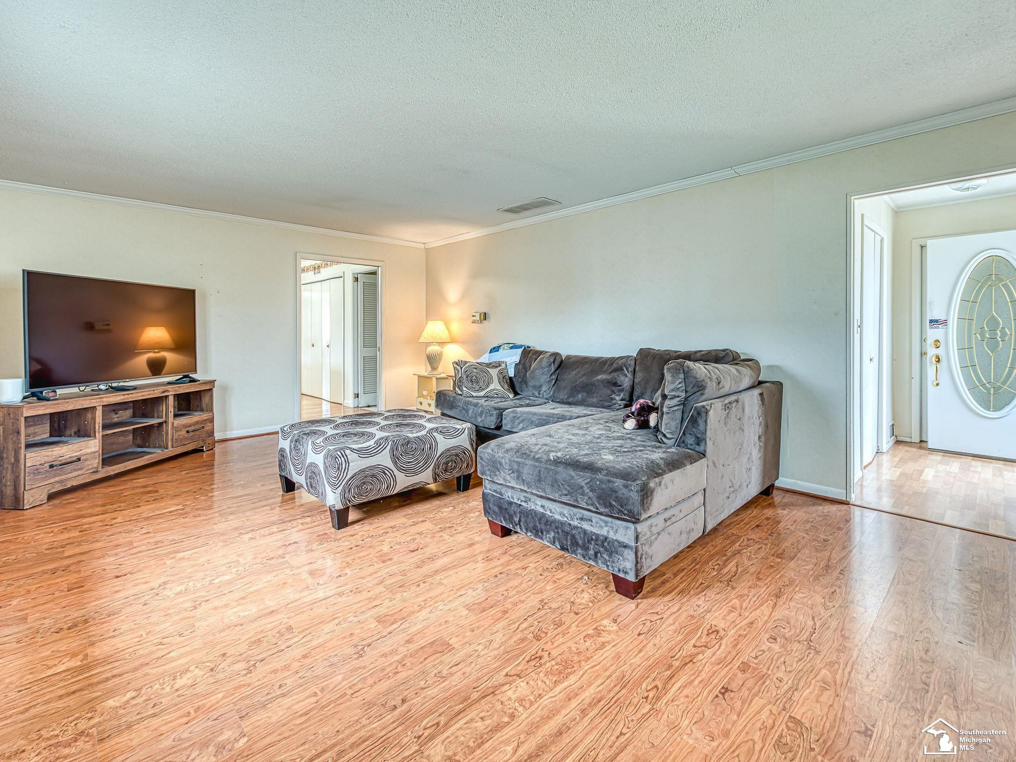 469 Bentley Drive, Monroe, MI 48162 — Photo 3