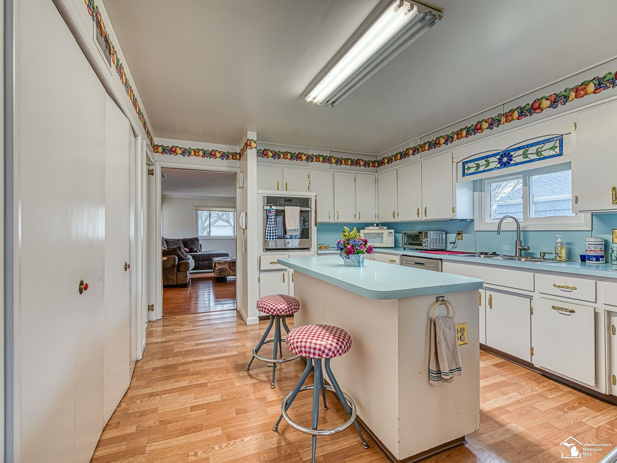 469 Bentley Drive, Monroe, MI 48162 — Photo 7
