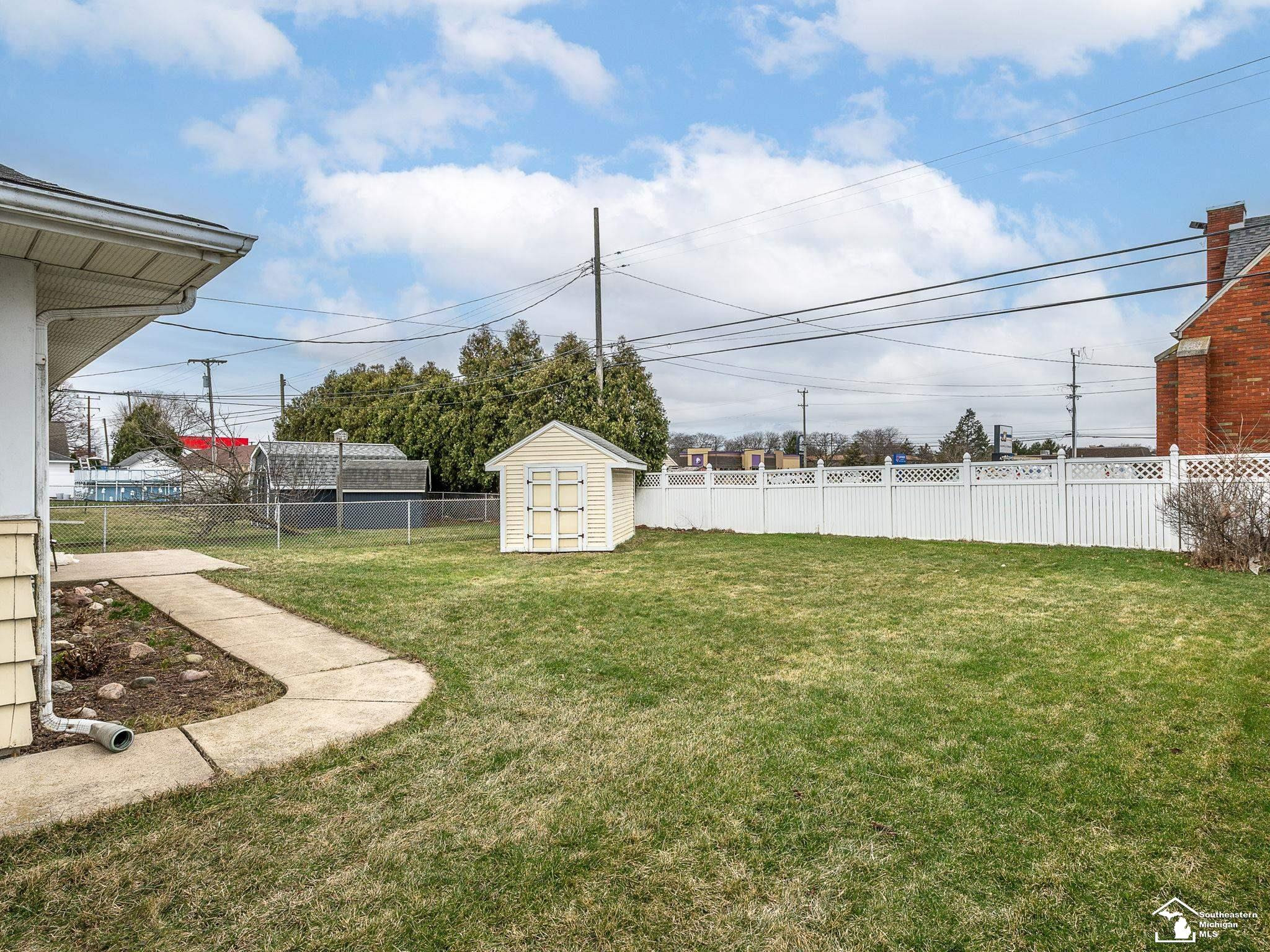 469 Bentley Drive, Monroe, MI 48162 — Photo 24