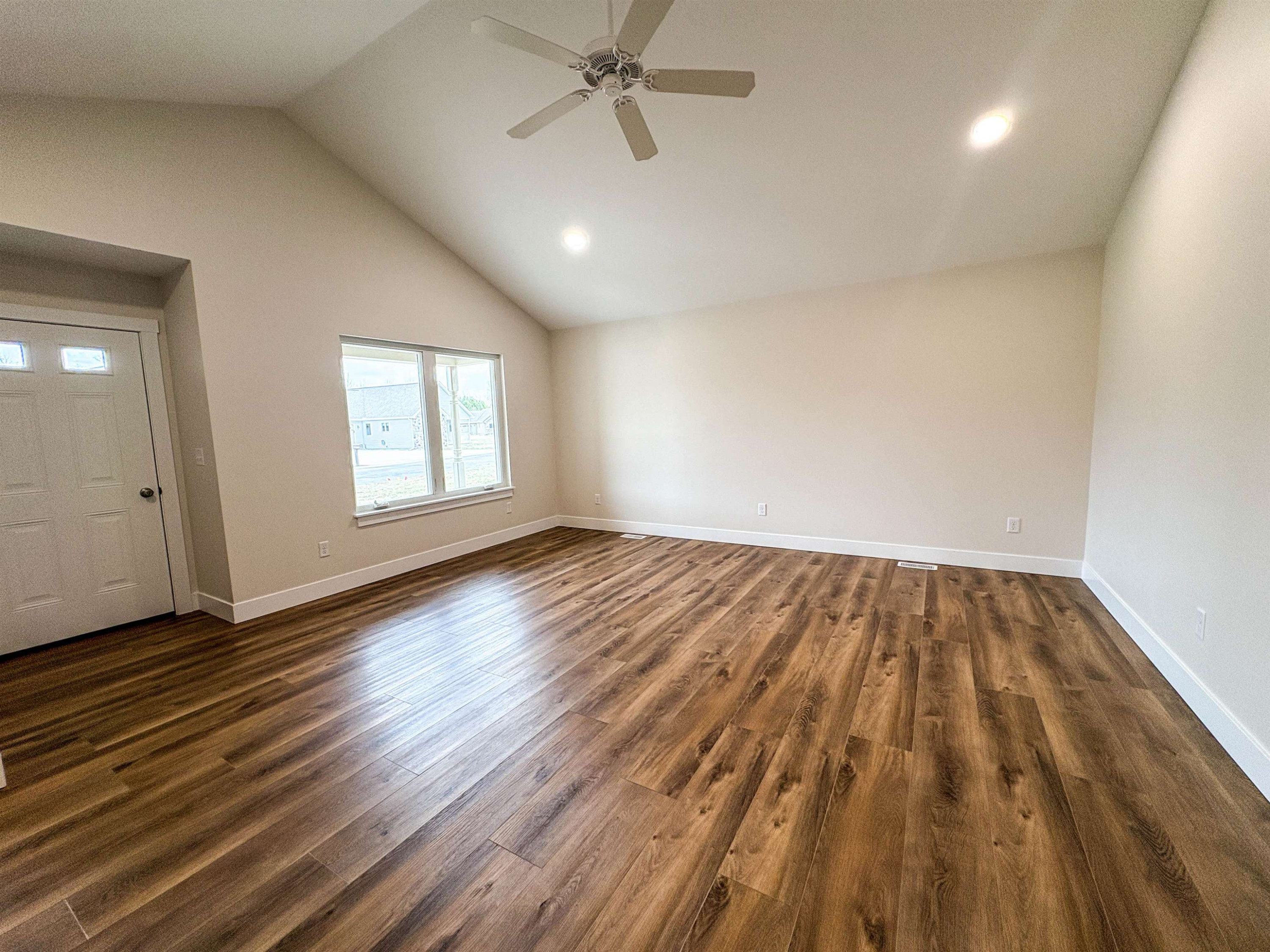 11433 Windmill Point, Clio, MI 48420 — Photo 5