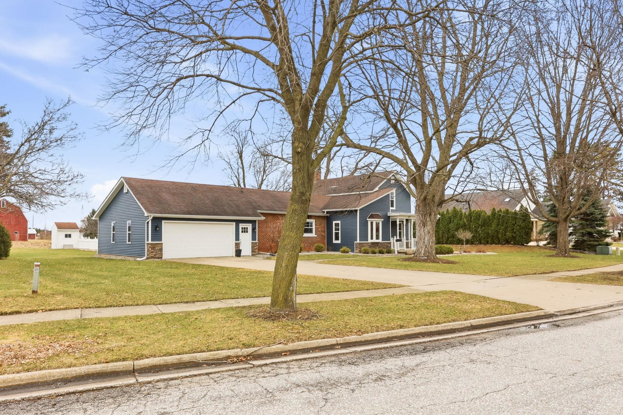 425 Harvest Lane, Frankenmuth, MI 48734 — Photo 2