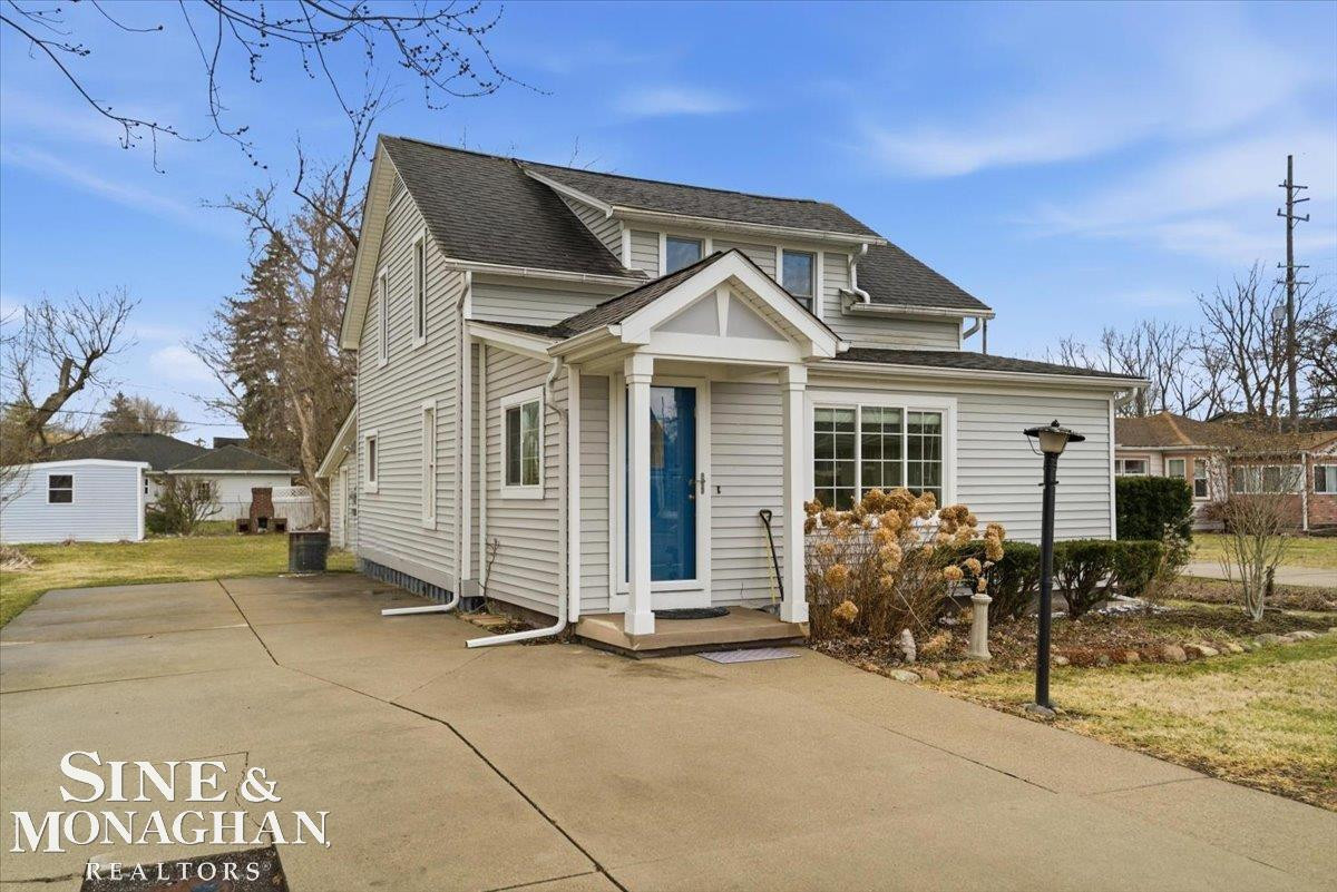 465 Louis Avenue, MI — front exterior