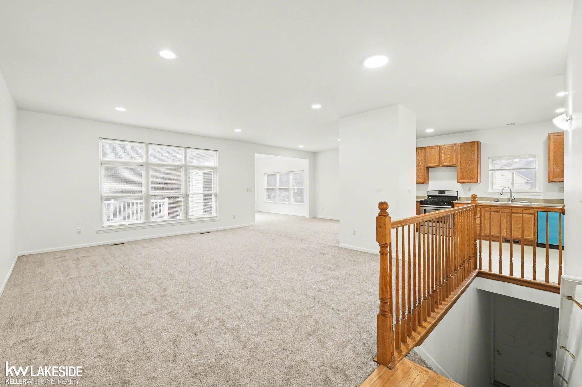 1593 Club House Court, Pontiac, MI 48340 — Photo 4