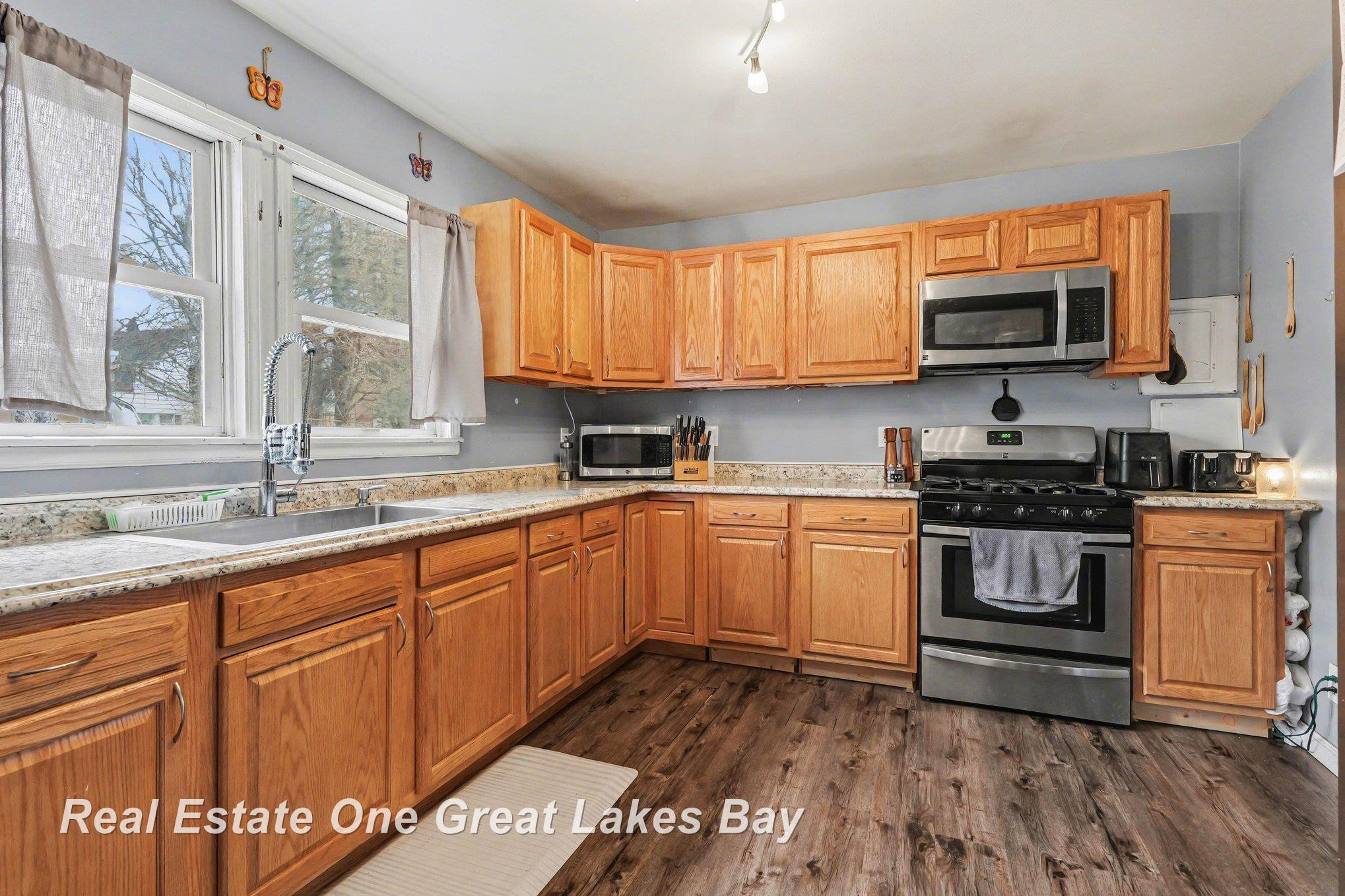 621 W Hosmer Street, Saint Charles, MI 48655 — Photo 7