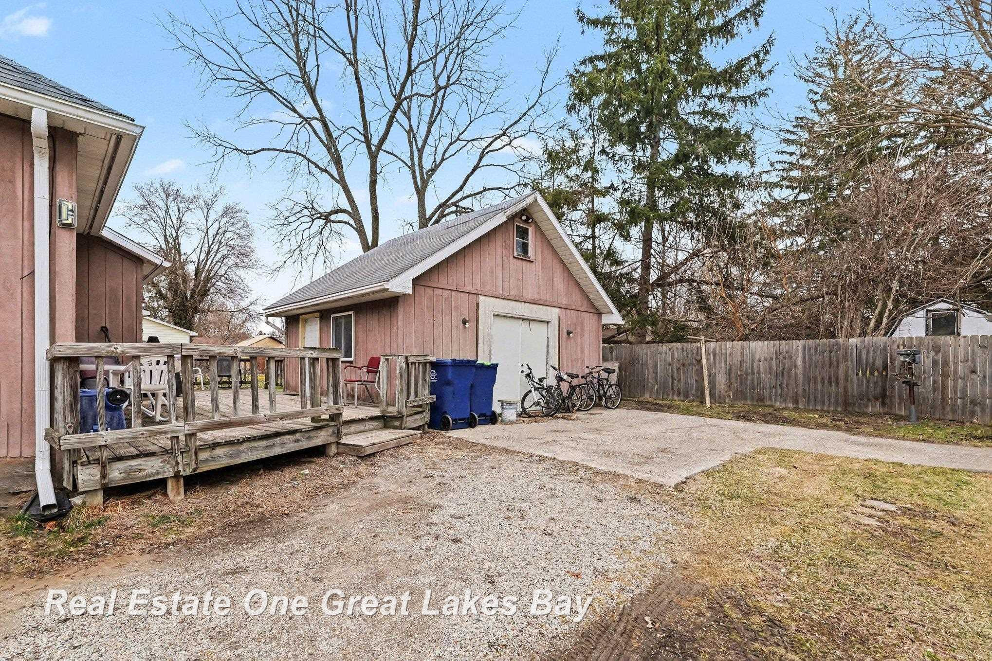 621 W Hosmer Street, Saint Charles, MI 48655 — Photo 14