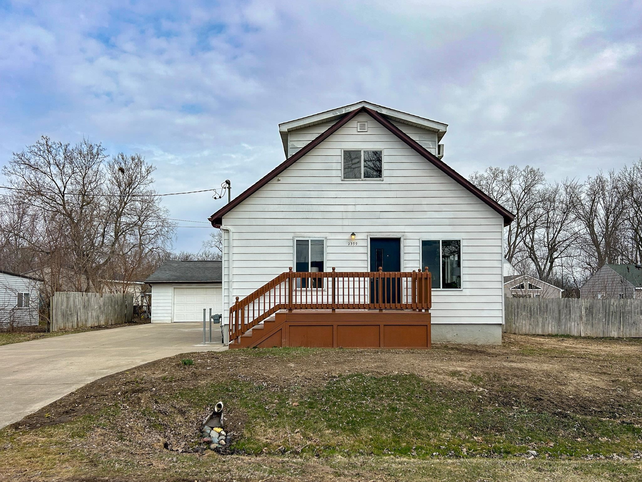 2399 E Parkwood Avenue, Burton, MI 48529 — Photo 31