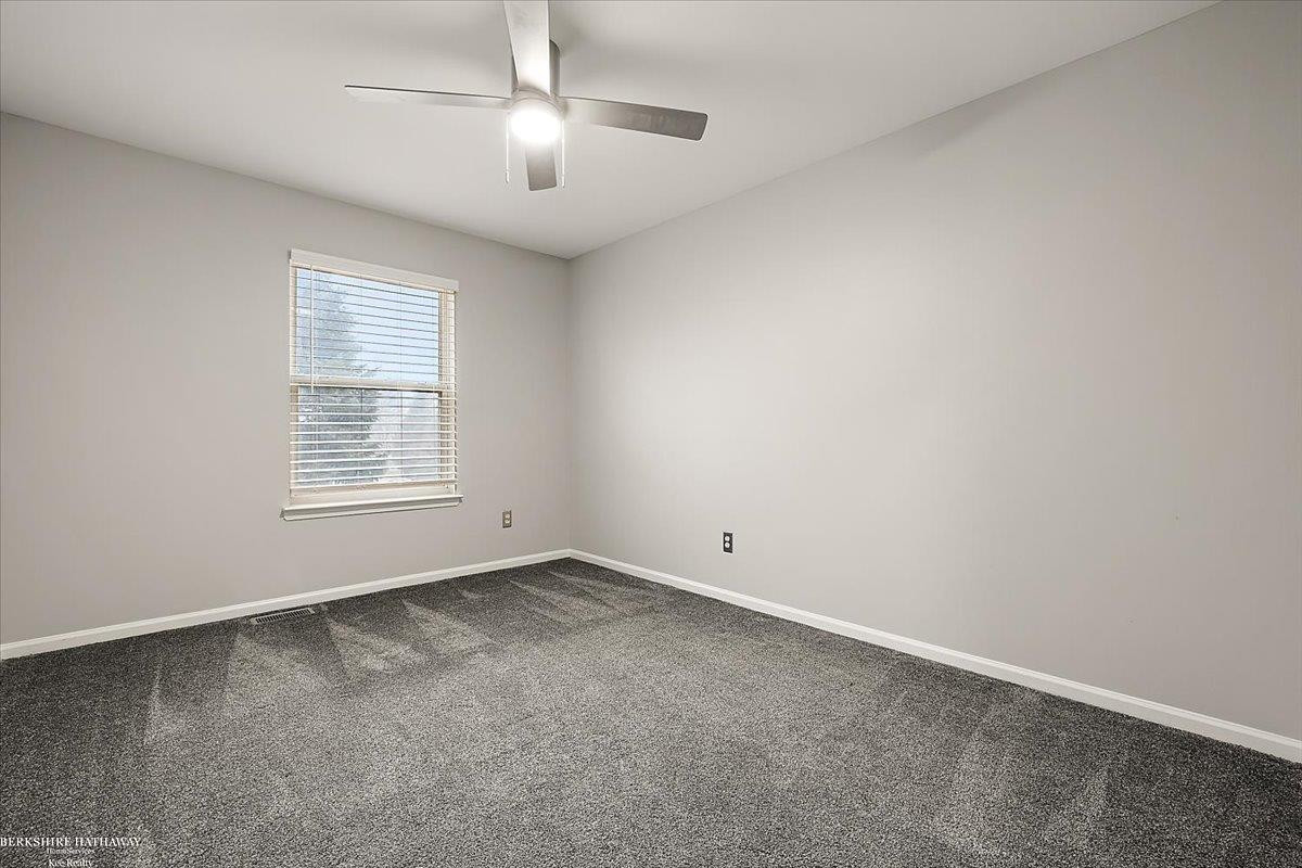 9105 Timbercrest Lane, Whitmore Lake, MI 48189 — Photo 24