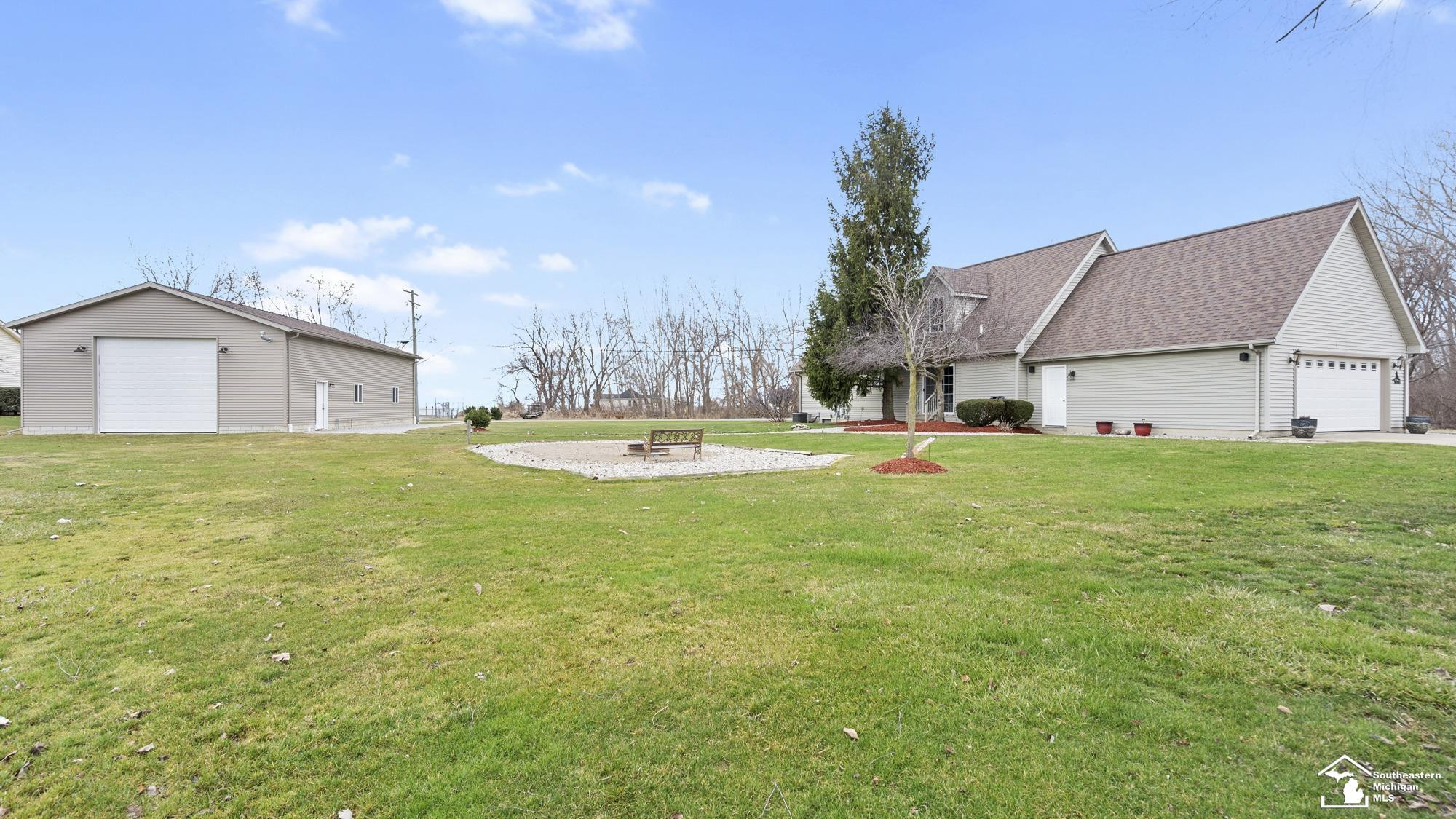 4307 Burke Road, Newport, MI 48166 — Photo 4