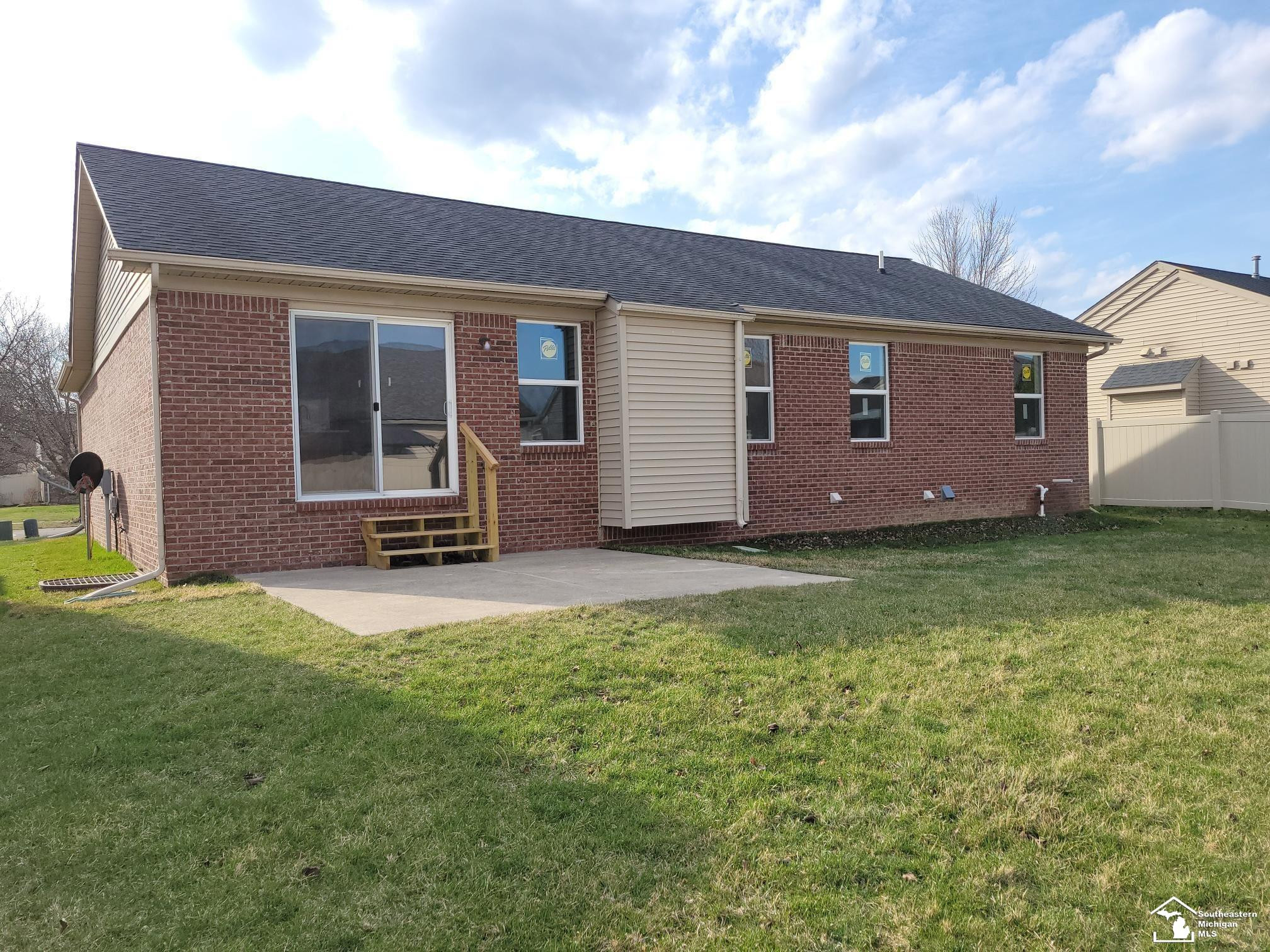 12322 Hannah Lane, Carleton, MI 48117 — Photo 5
