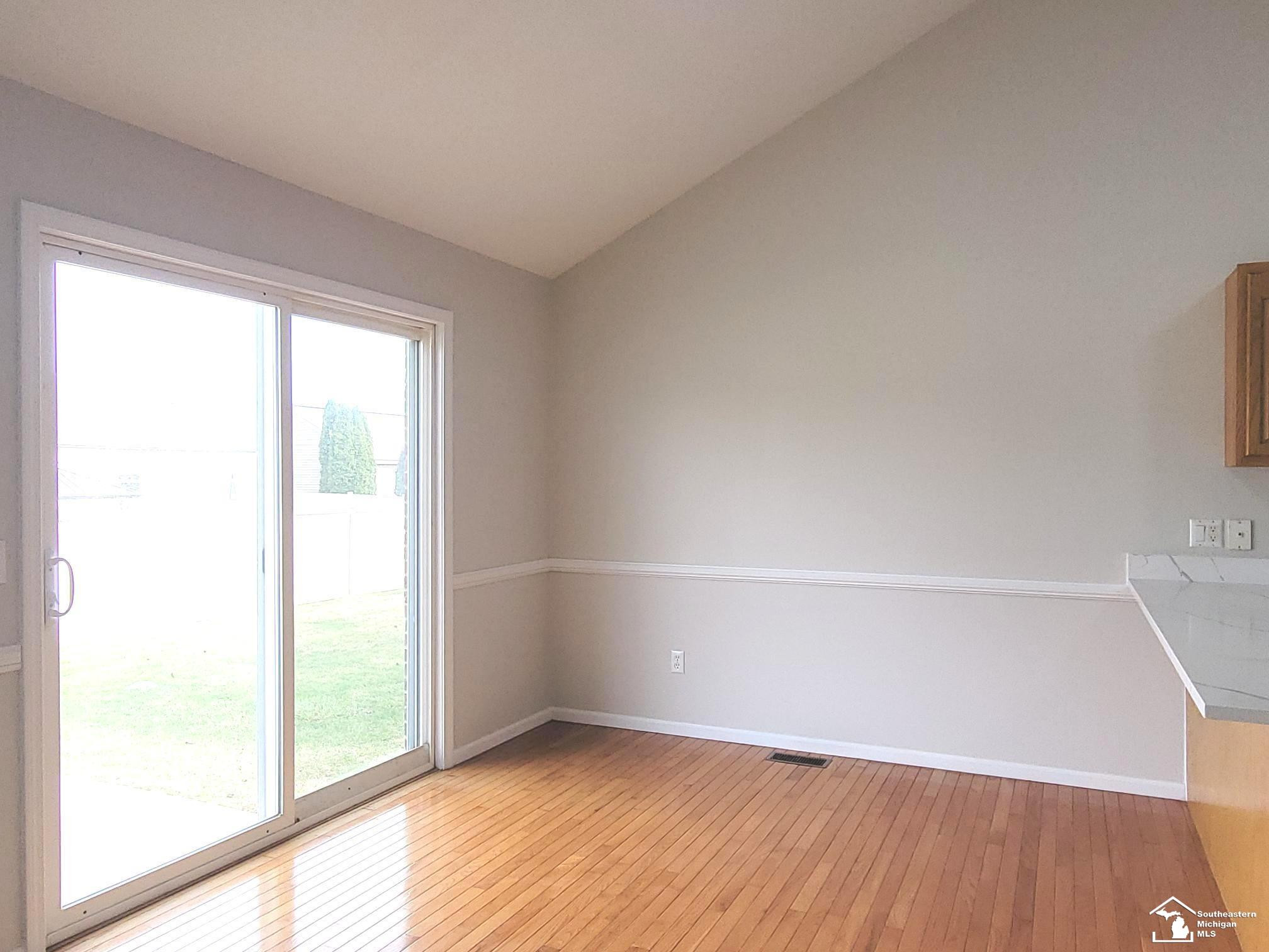 12322 Hannah Lane, Carleton, MI 48117 — Photo 12