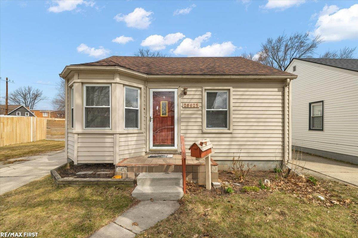20625 Avalon Street, Saint Clair Shores, MI 48080 — Photo 3
