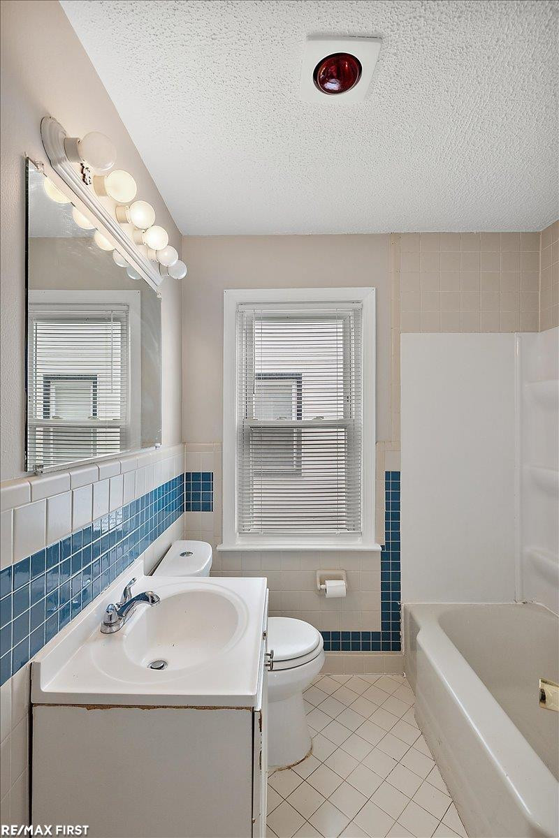 20625 Avalon Street, Saint Clair Shores, MI 48080 — Photo 20
