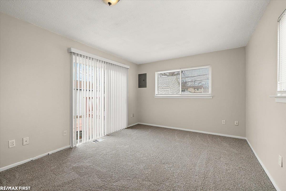 20625 Avalon Street, Saint Clair Shores, MI 48080 — Photo 23
