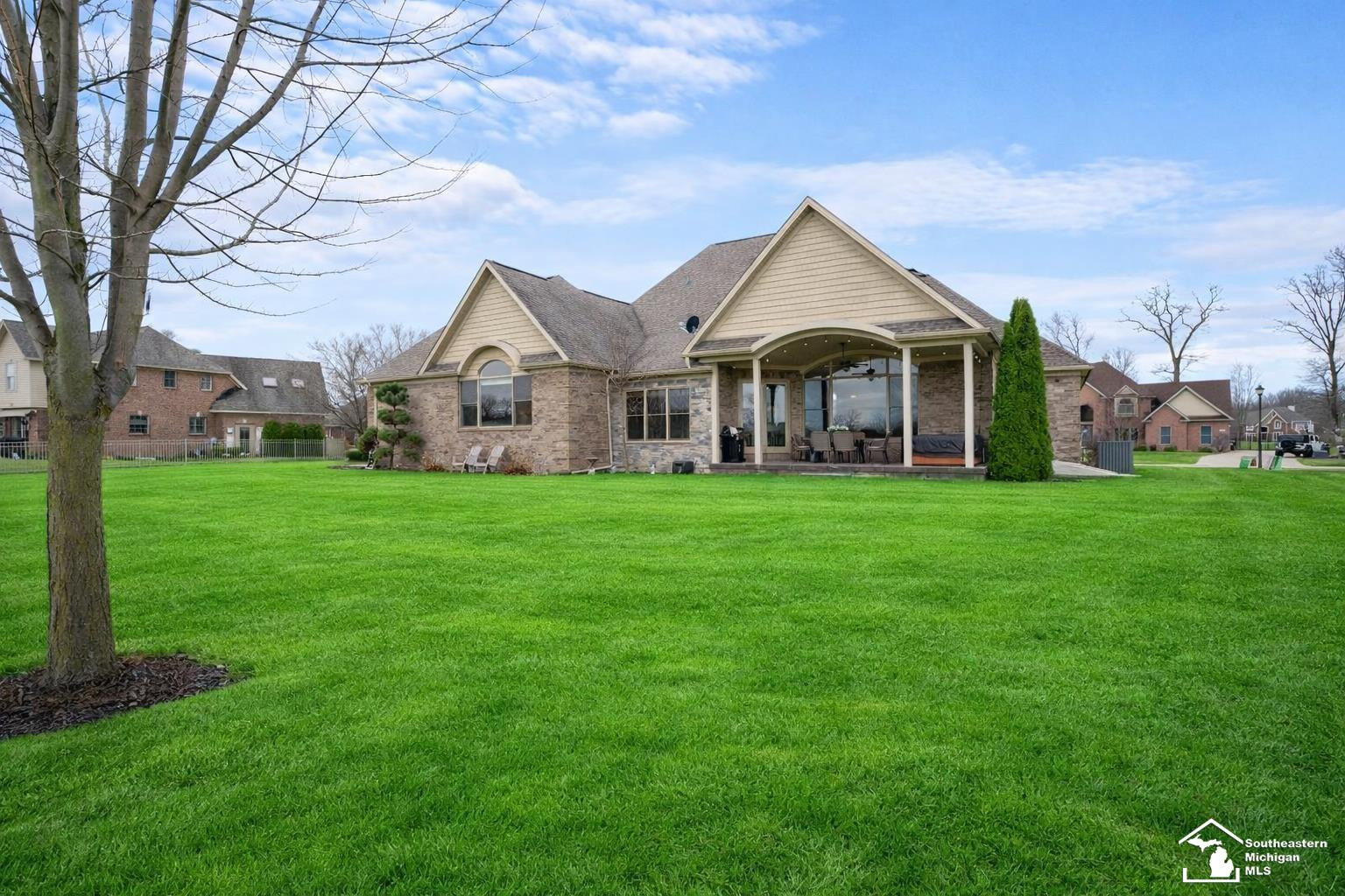 997 Saint James Park Avenue, Monroe, MI 48161 — Photo 6