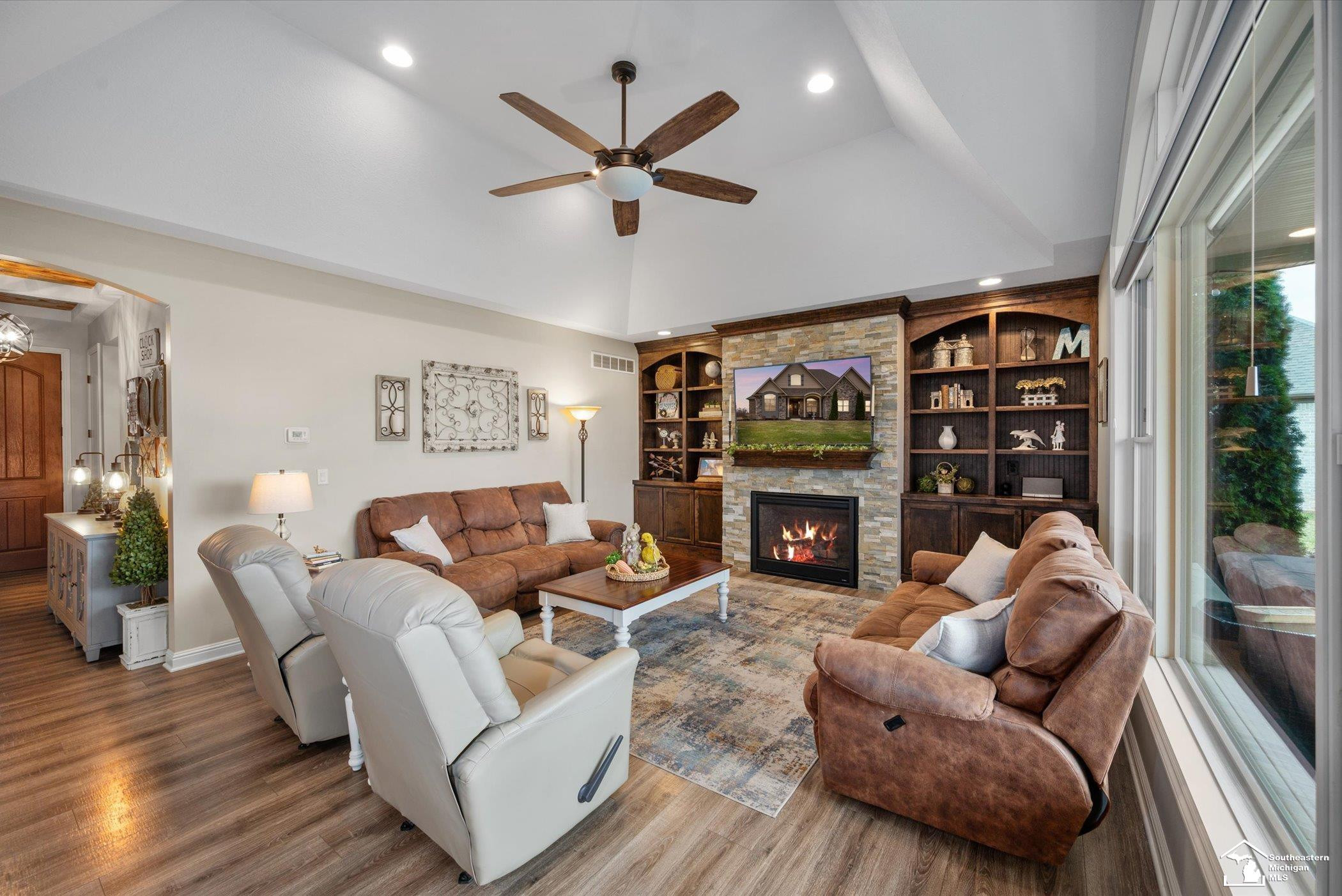 997 Saint James Park Avenue, Monroe, MI 48161 — Photo 16