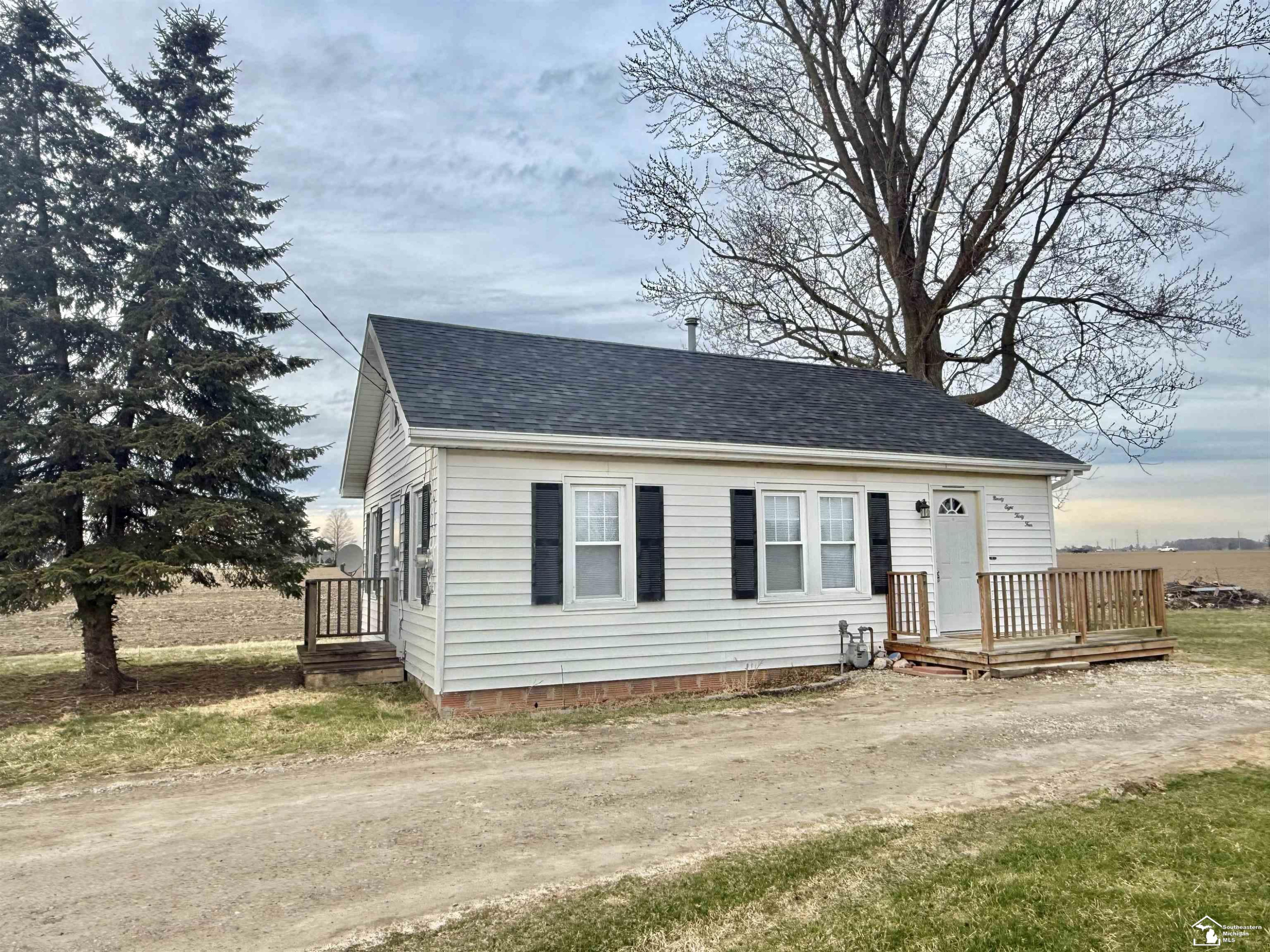 9834 Streeter Drive, Erie, MI — Photo 13