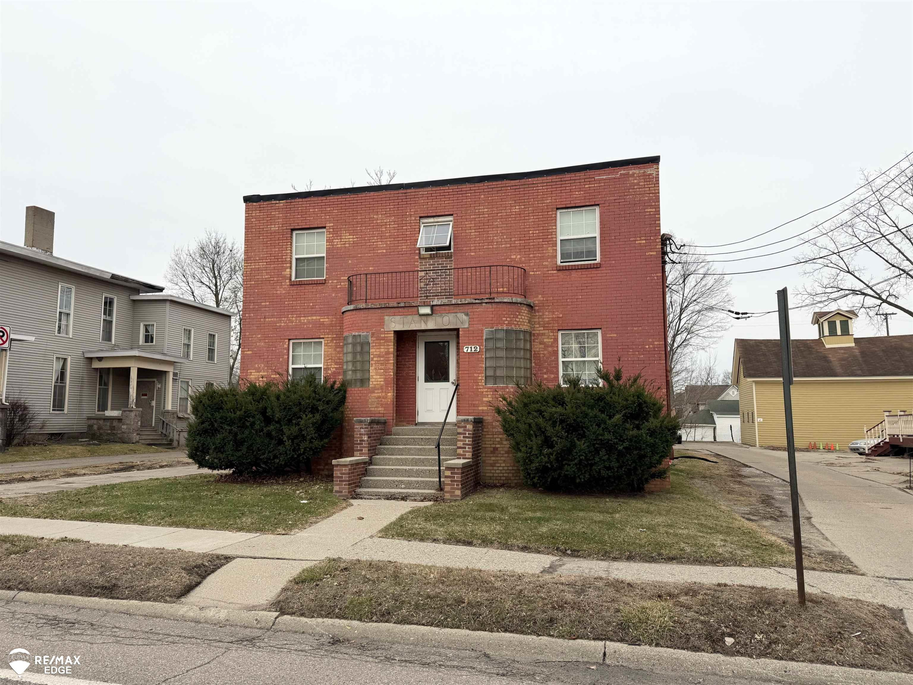 712 S Grand Traverse Street, Flint, MI 48502 — Photo 2