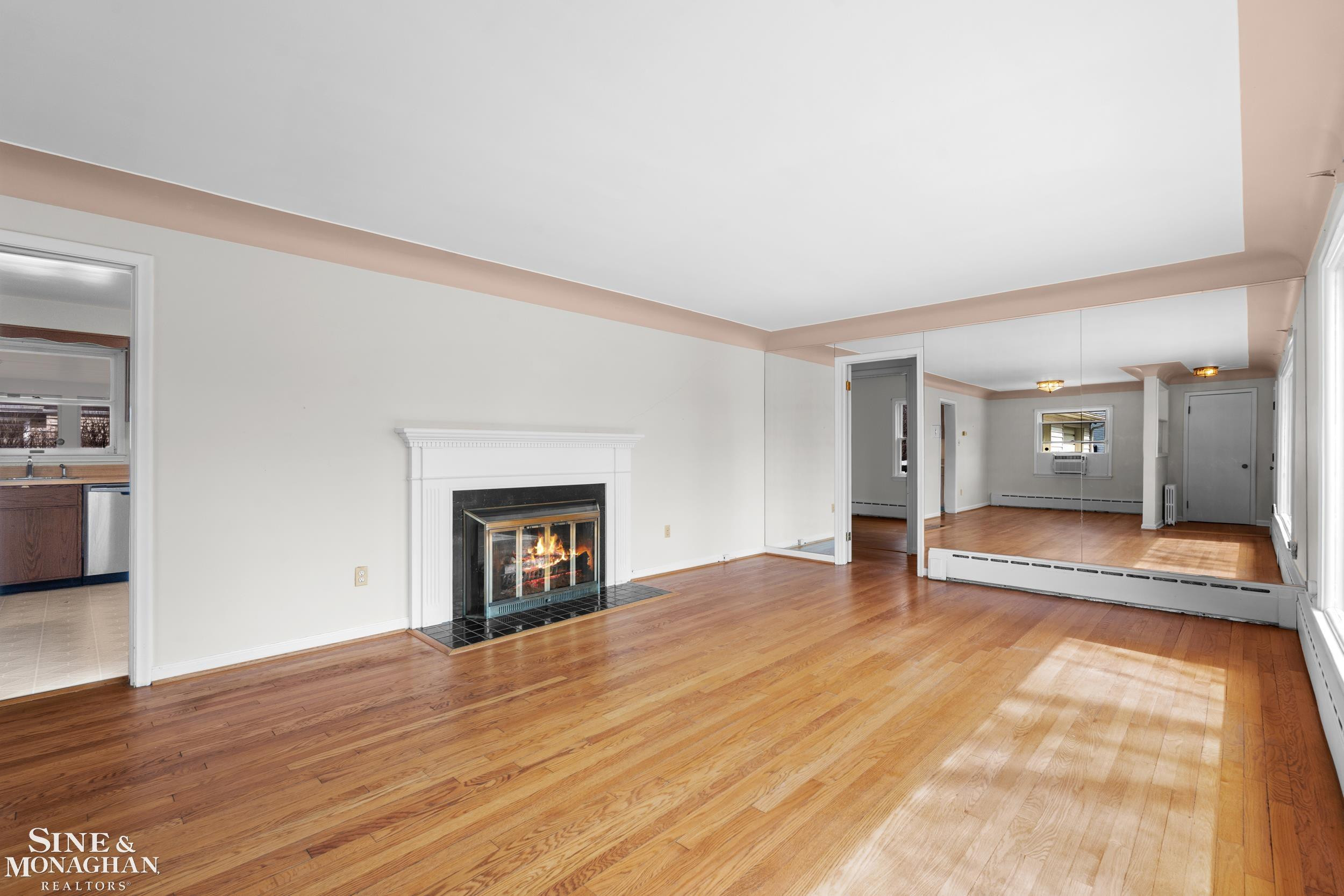 16240 Amherst Avenue, Beverly Hills, MI 48025 — Photo 2