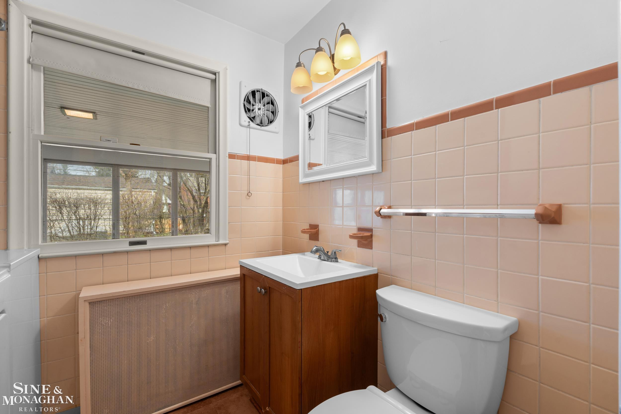 16240 Amherst Avenue, Beverly Hills, MI 48025 — Photo 16