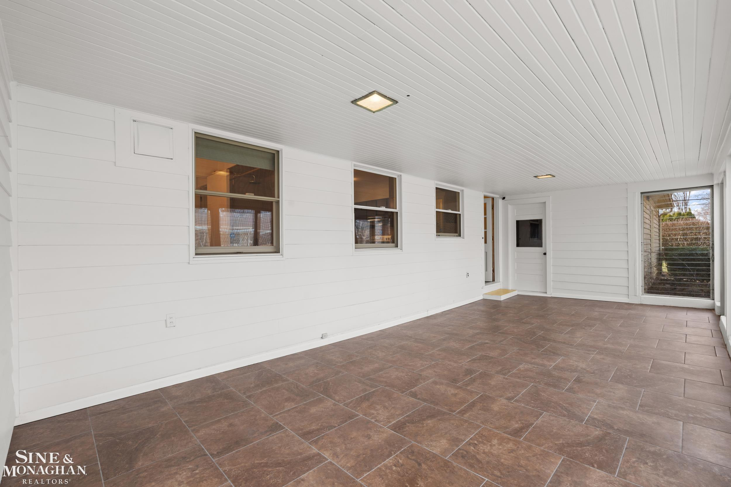 16240 Amherst Avenue, Beverly Hills, MI 48025 — Photo 24