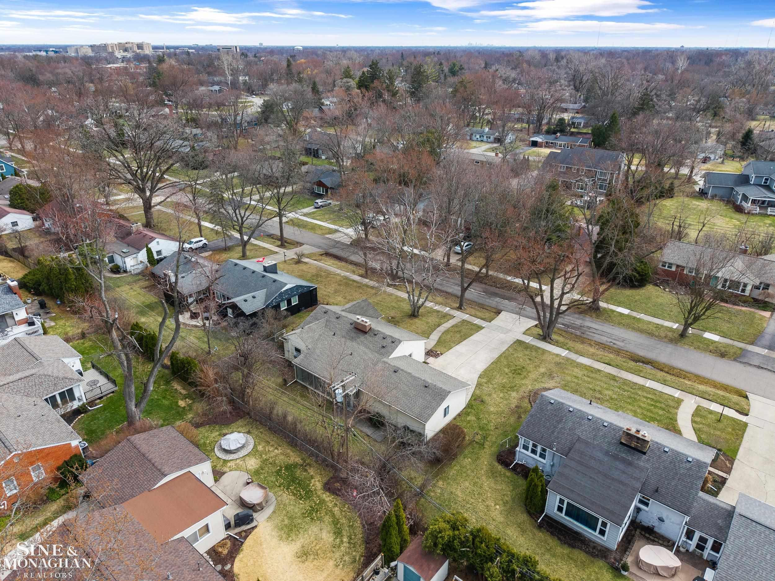 16240 Amherst Avenue, Beverly Hills, MI 48025 — Photo 34