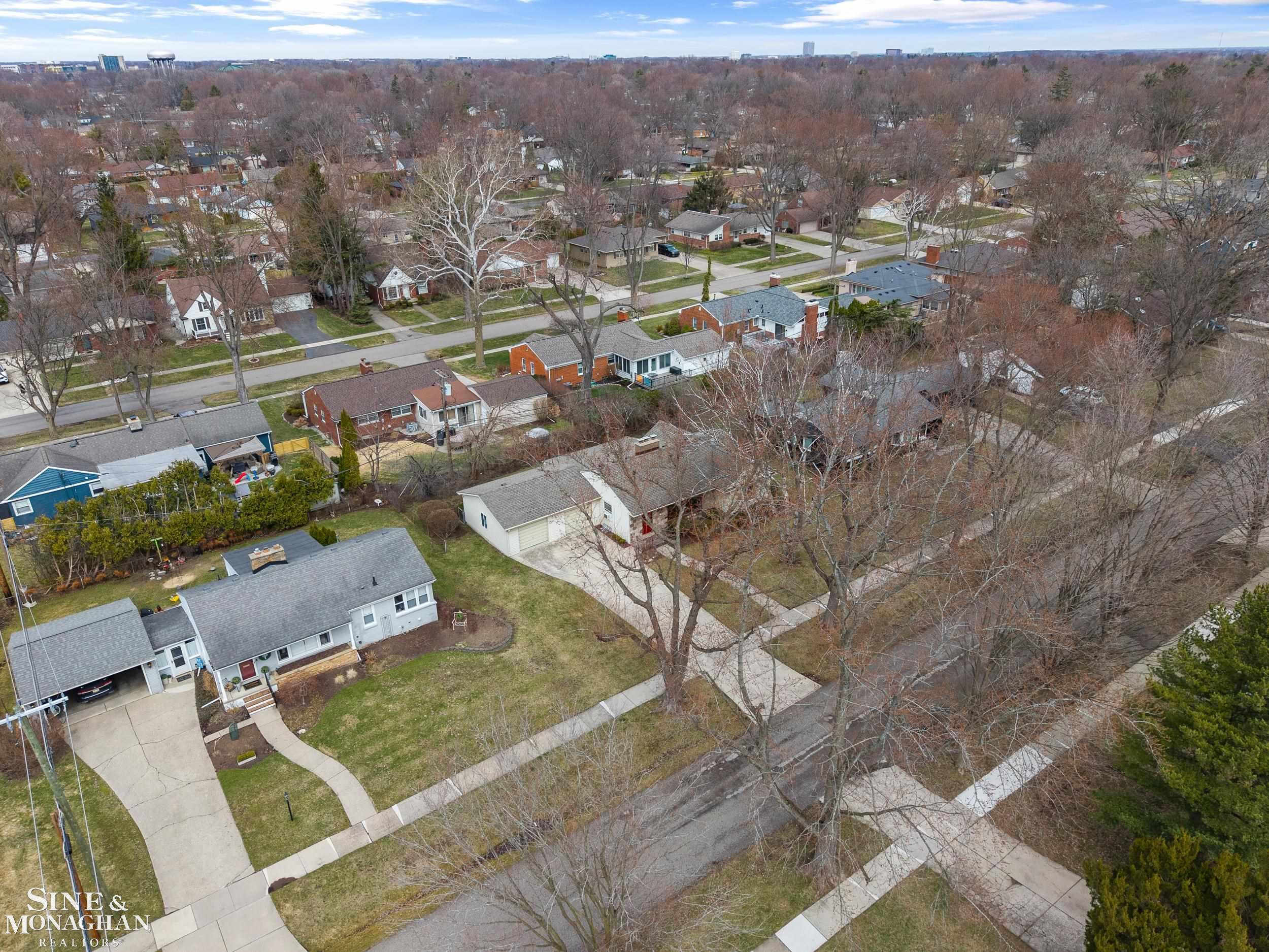 16240 Amherst Avenue, Beverly Hills, MI 48025 — Photo 35