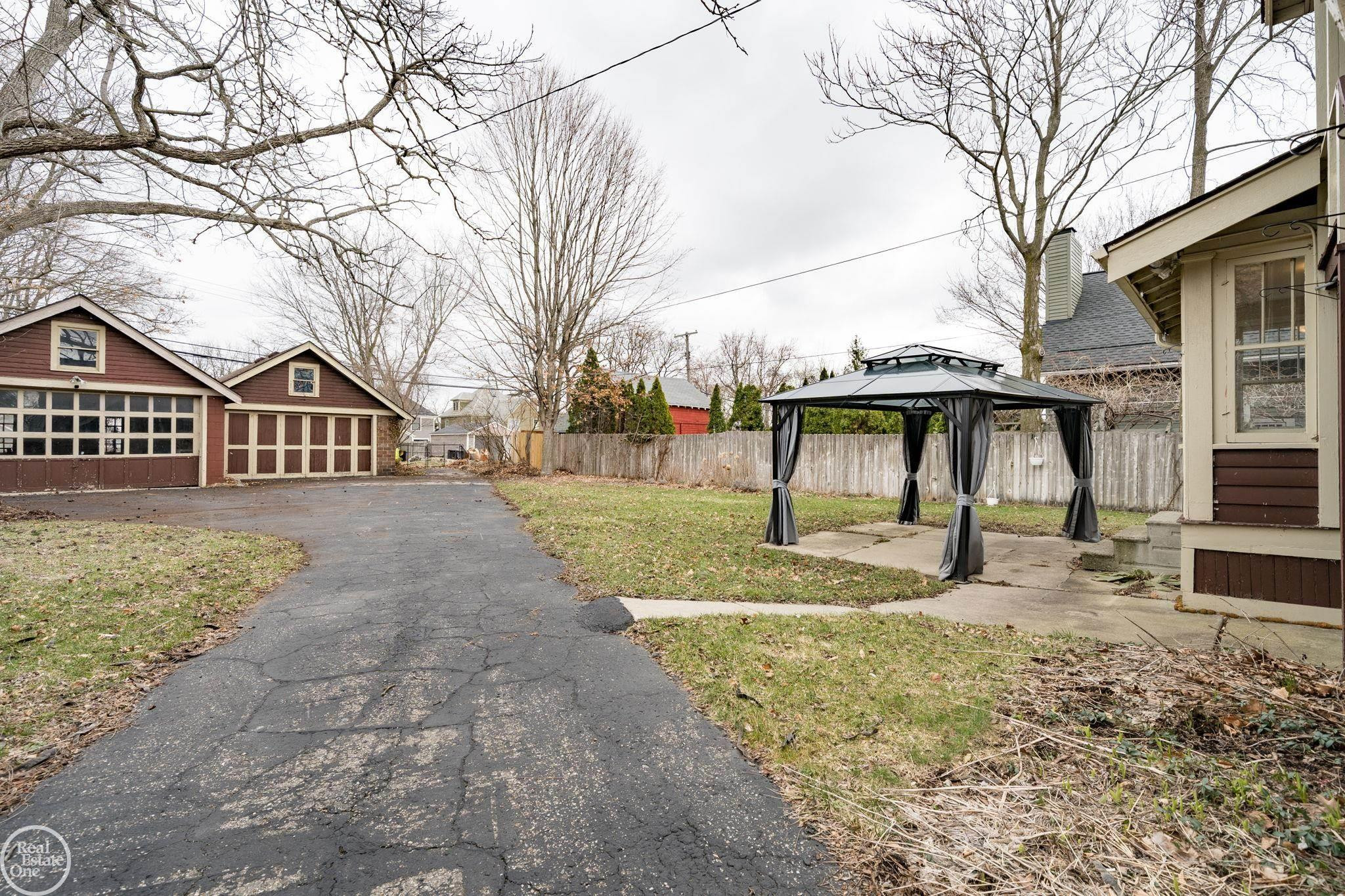 420 W 2nd Street, Rochester, MI 48307 — Photo 10