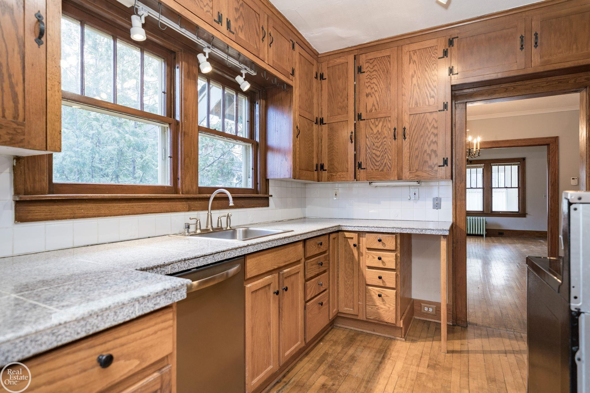 420 W 2nd Street, Rochester, MI 48307 — Photo 18