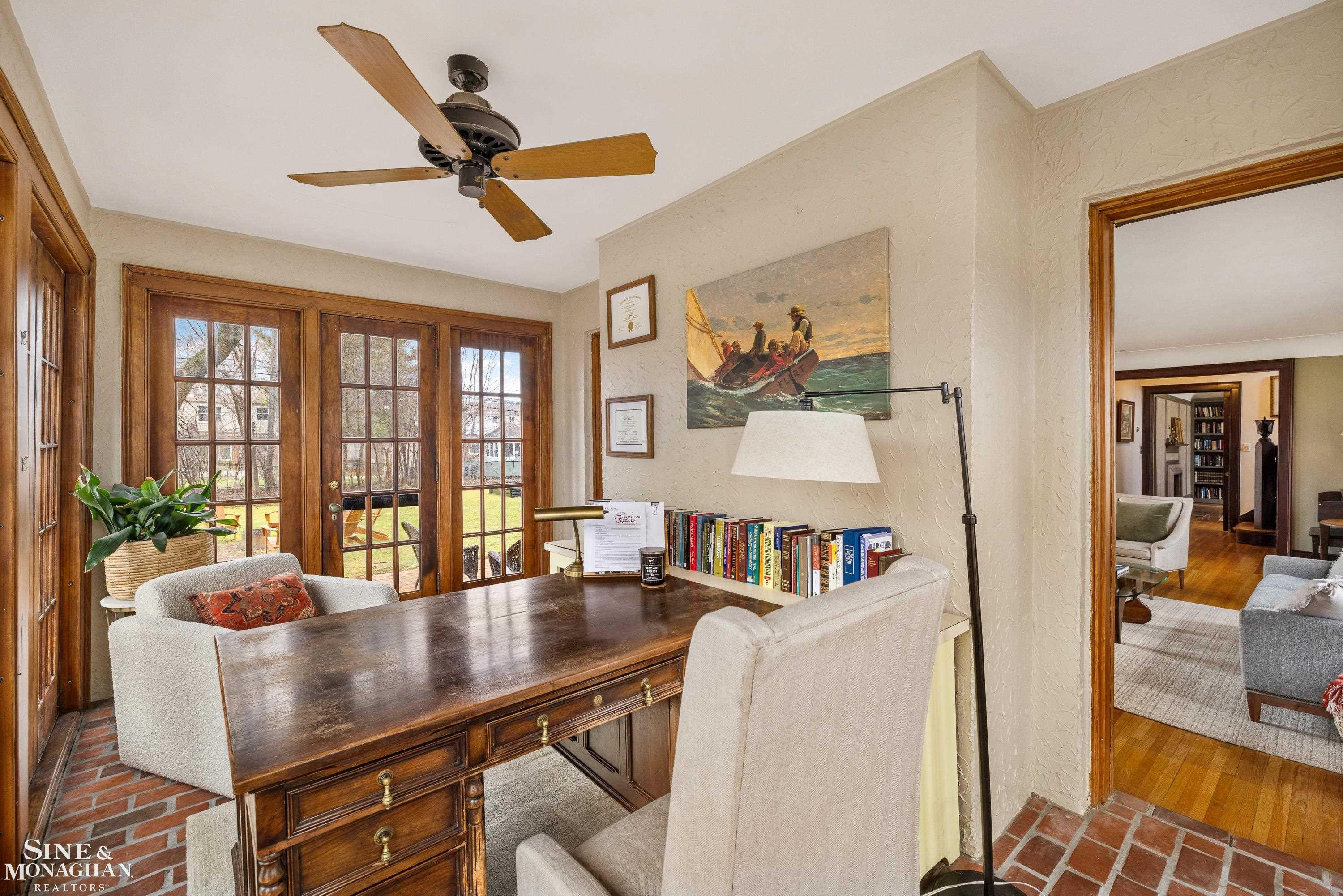 1041 Lochmoor Boulevard, Grosse Pointe Woods, MI 48236 — Photo 15