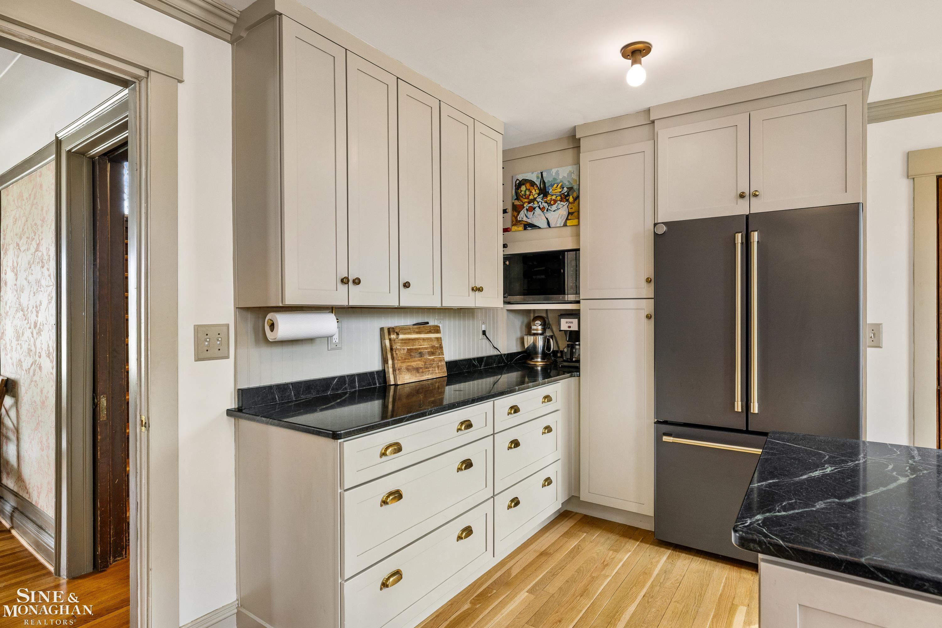 1041 Lochmoor Boulevard, Grosse Pointe Woods, MI 48236 — Photo 30
